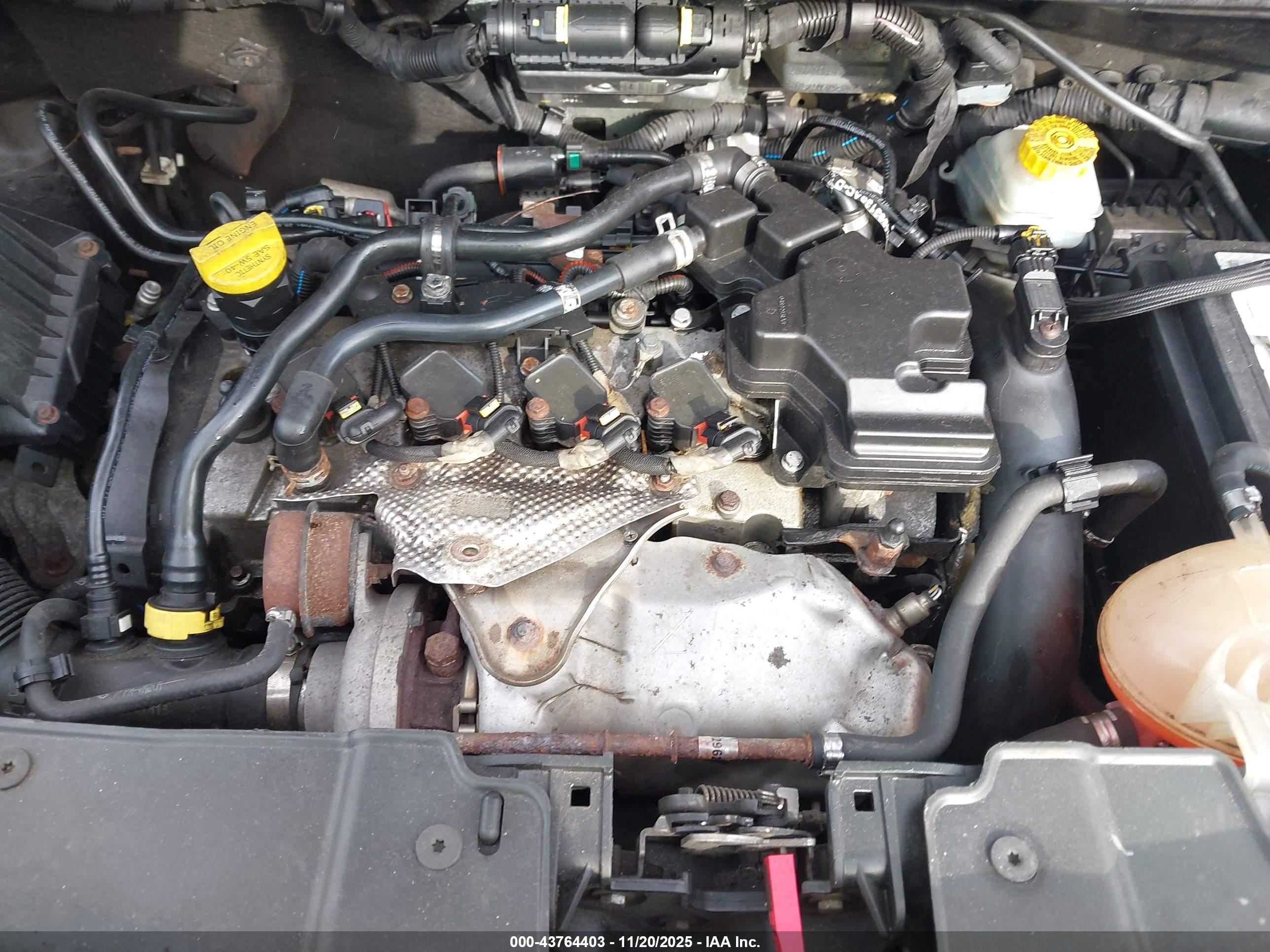 FIAT 500L image 10