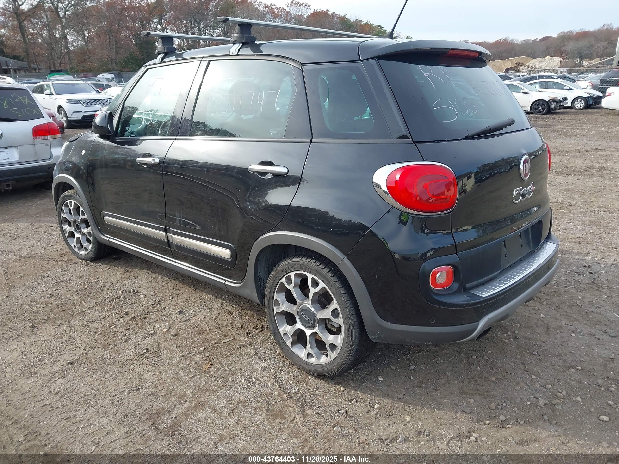 FIAT 500L image 3