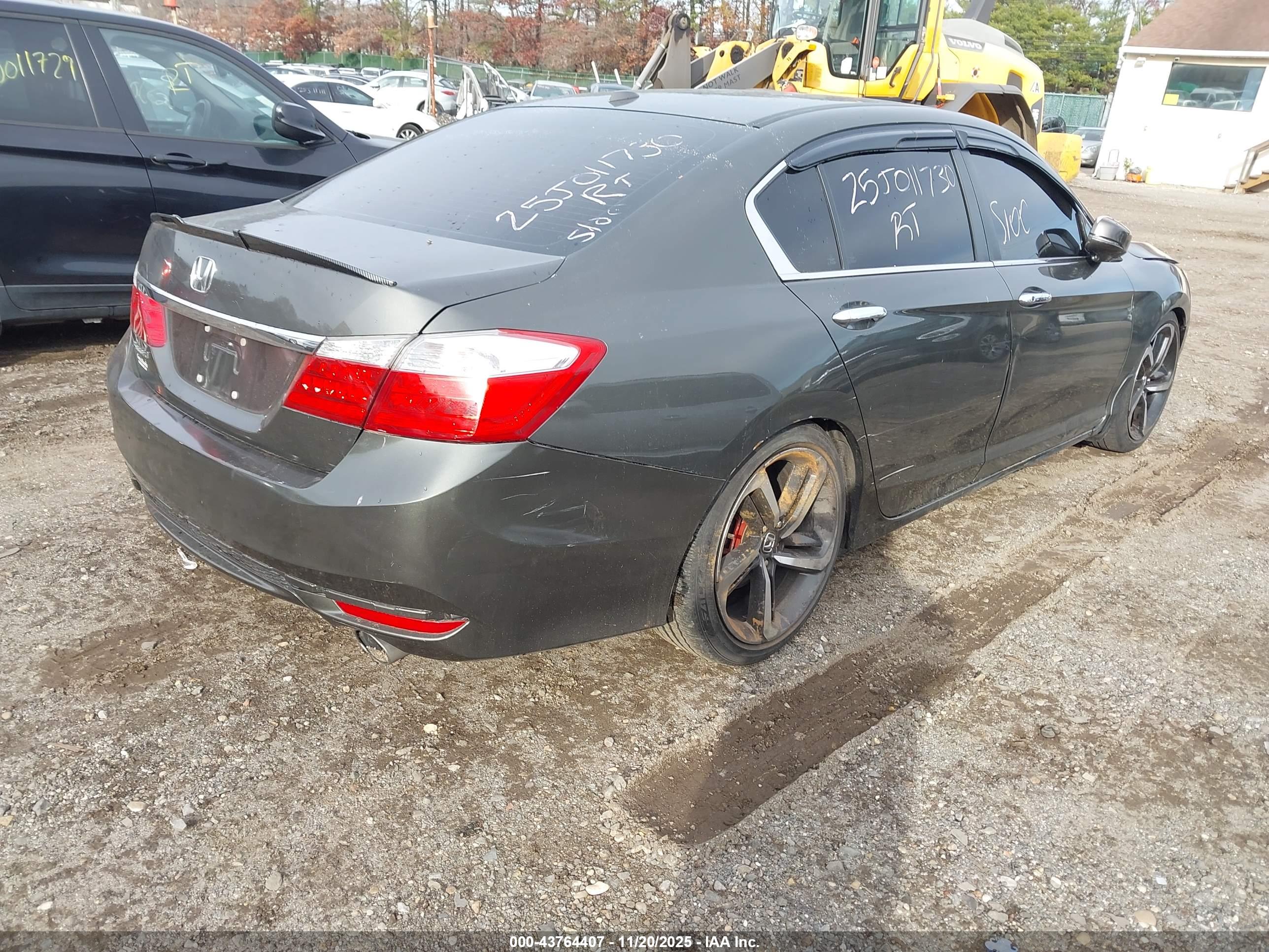 HONDA ACCORD image 4