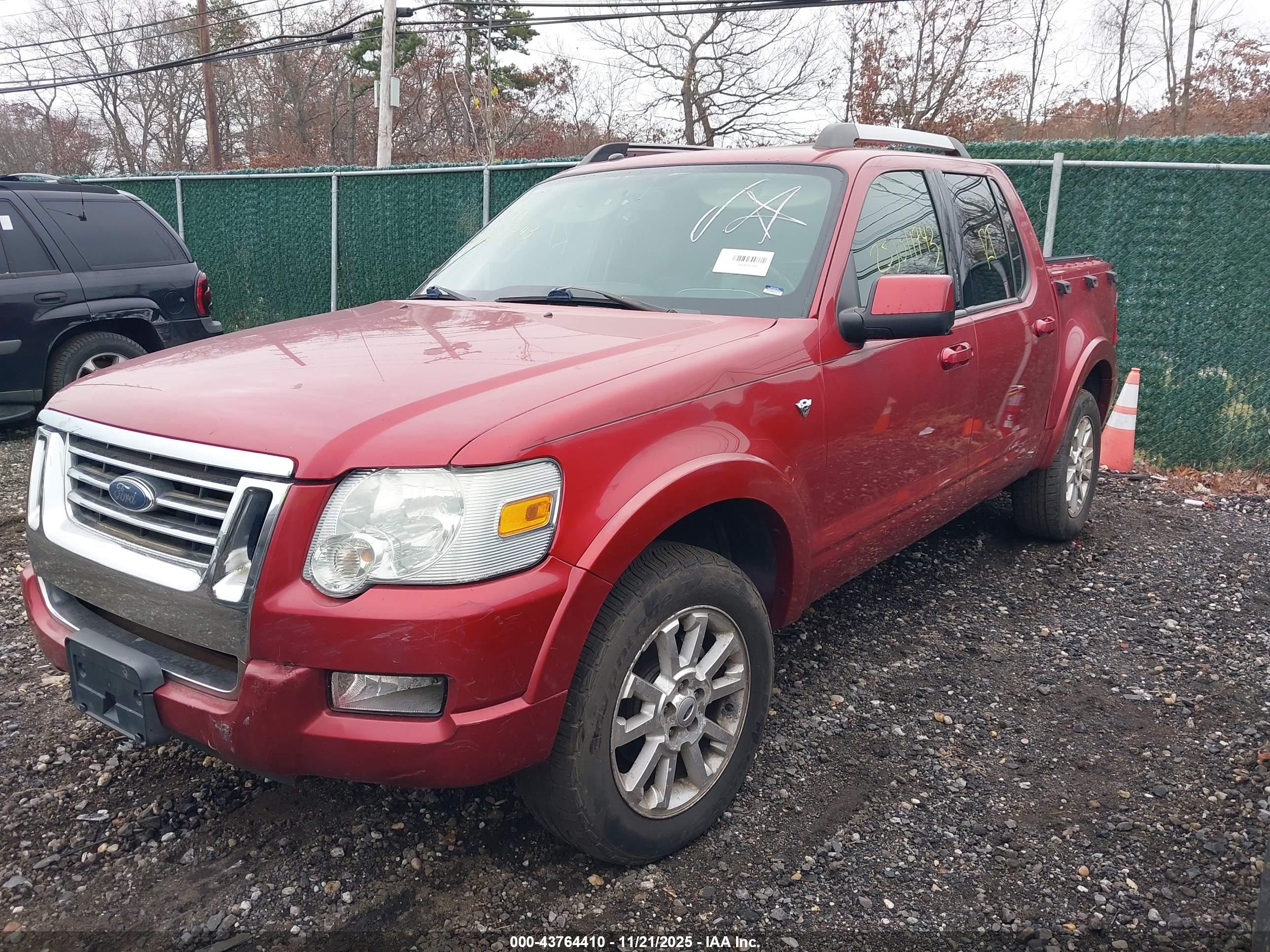 FORD EXPLORER image 2