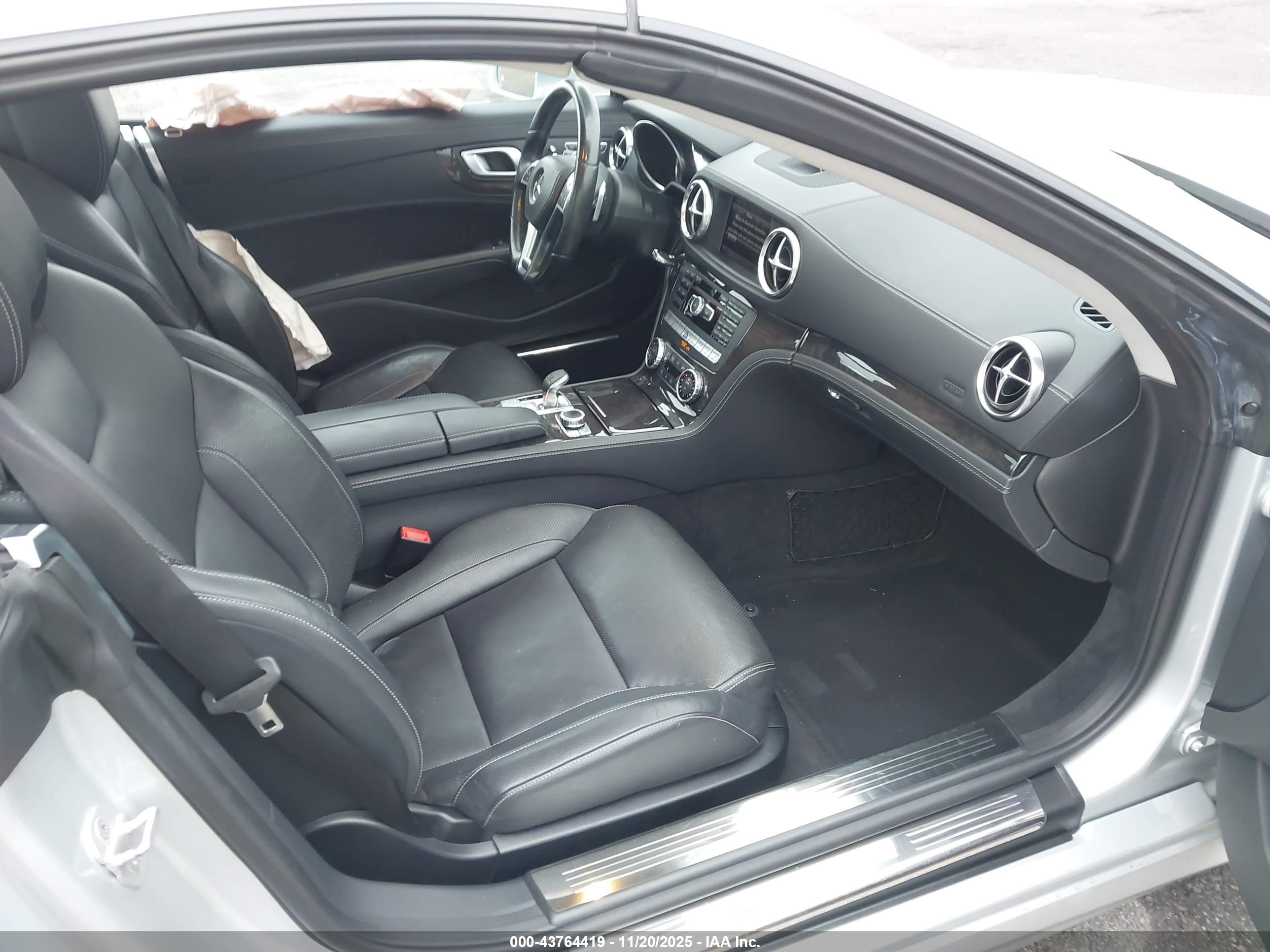 MERCEDES-BENZ SL image 5