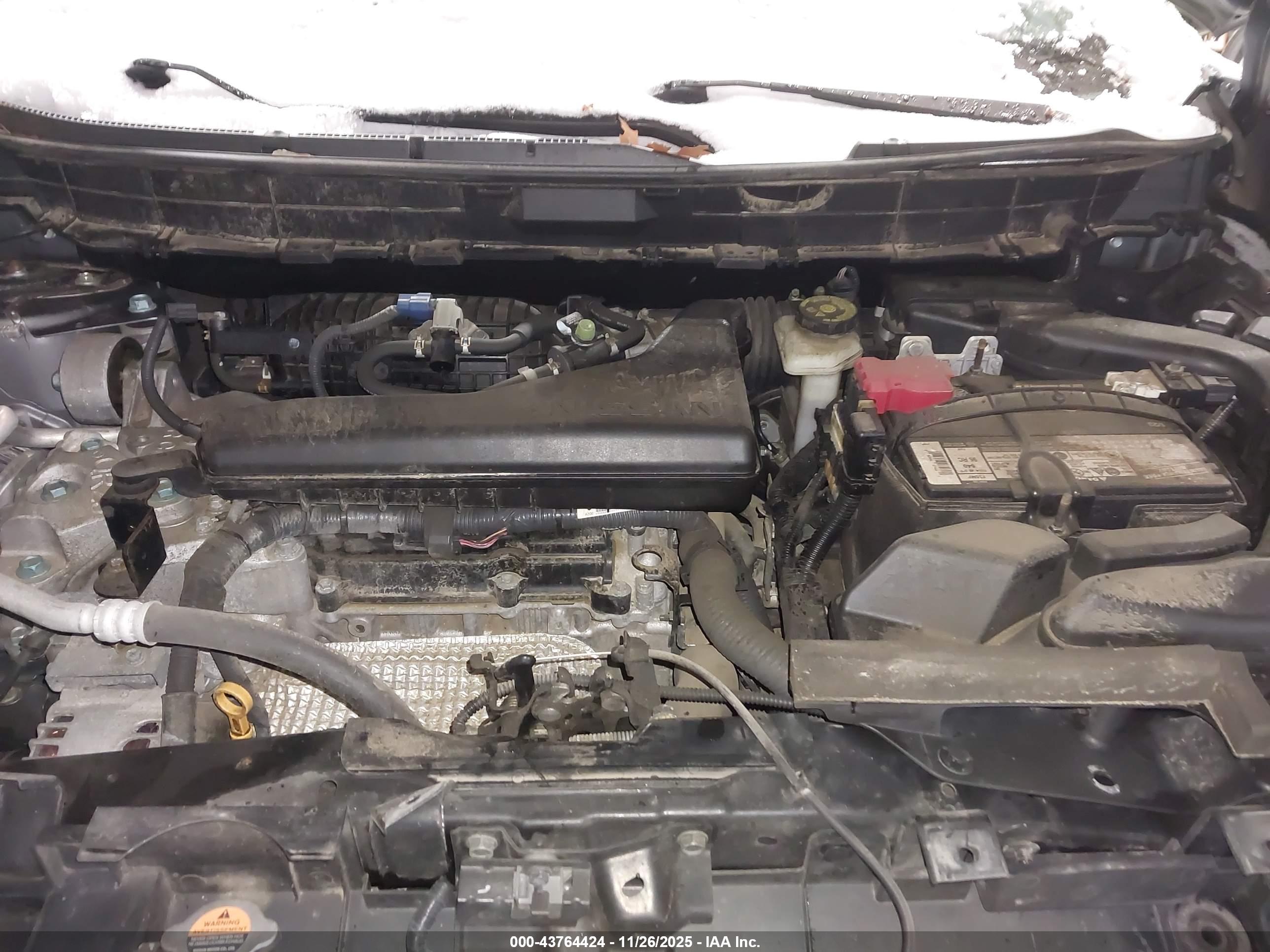 NISSAN ROGUE image 10