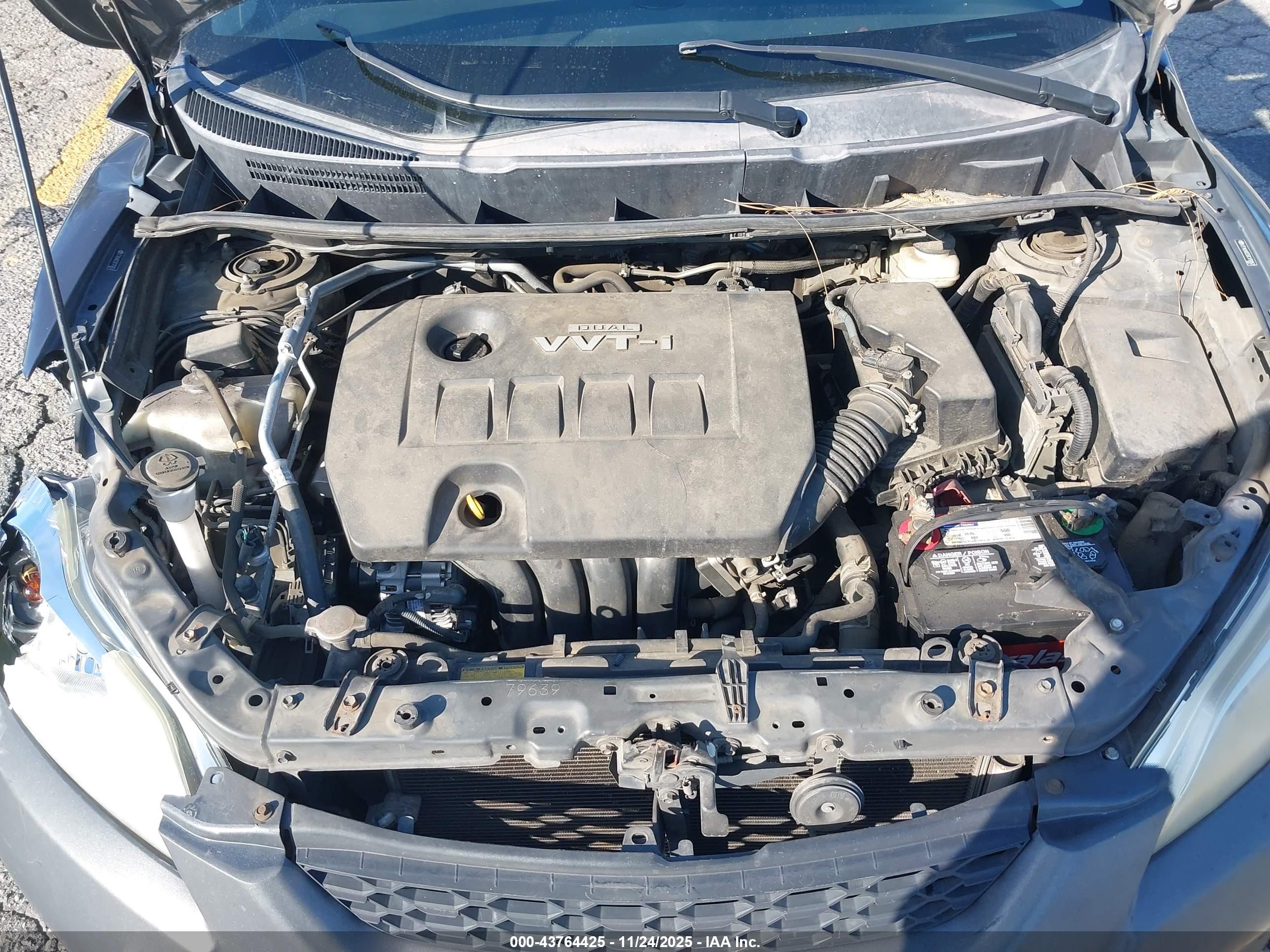 TOYOTA MATRIX image 10