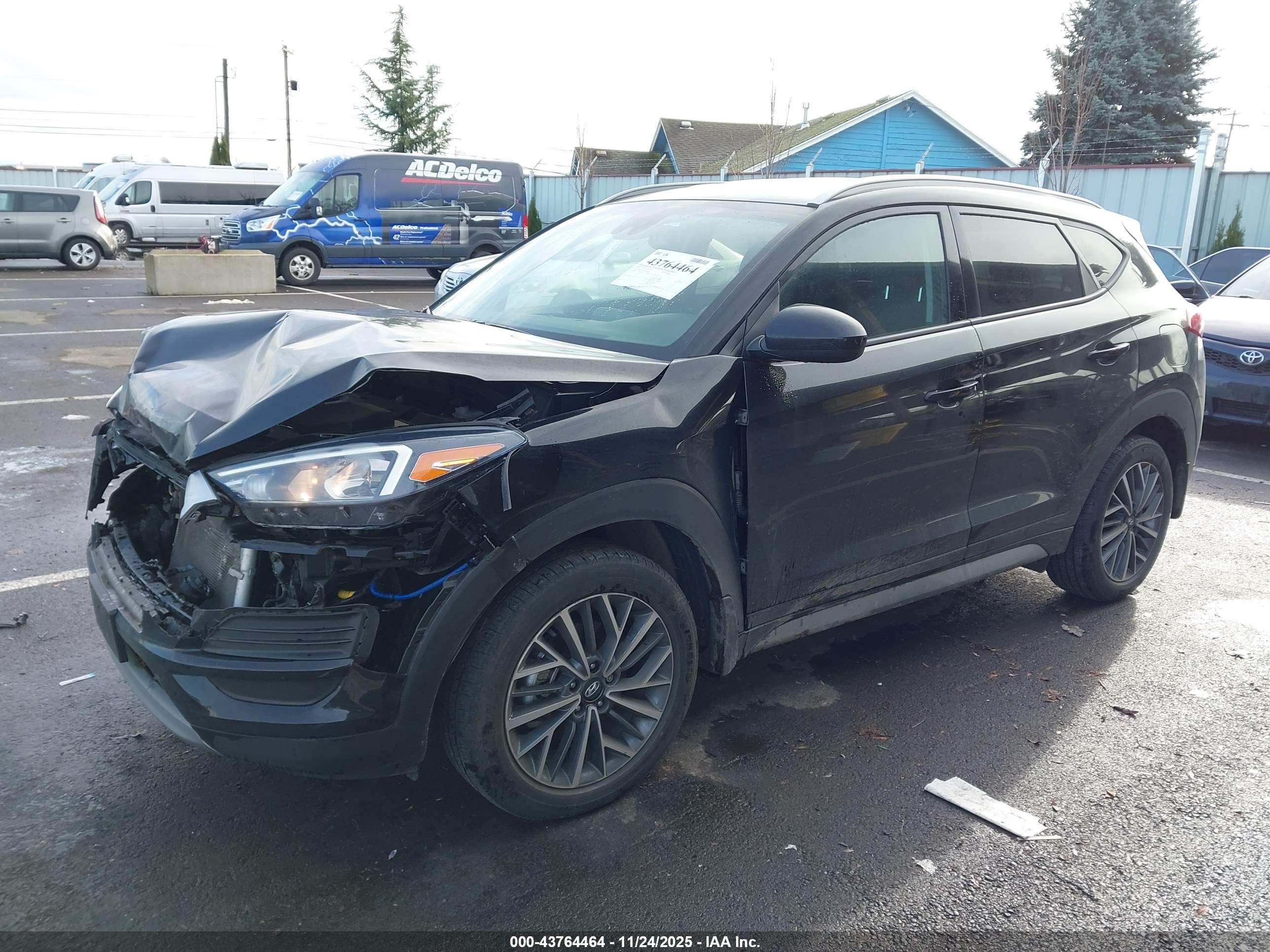 HYUNDAI TUCSON image 2