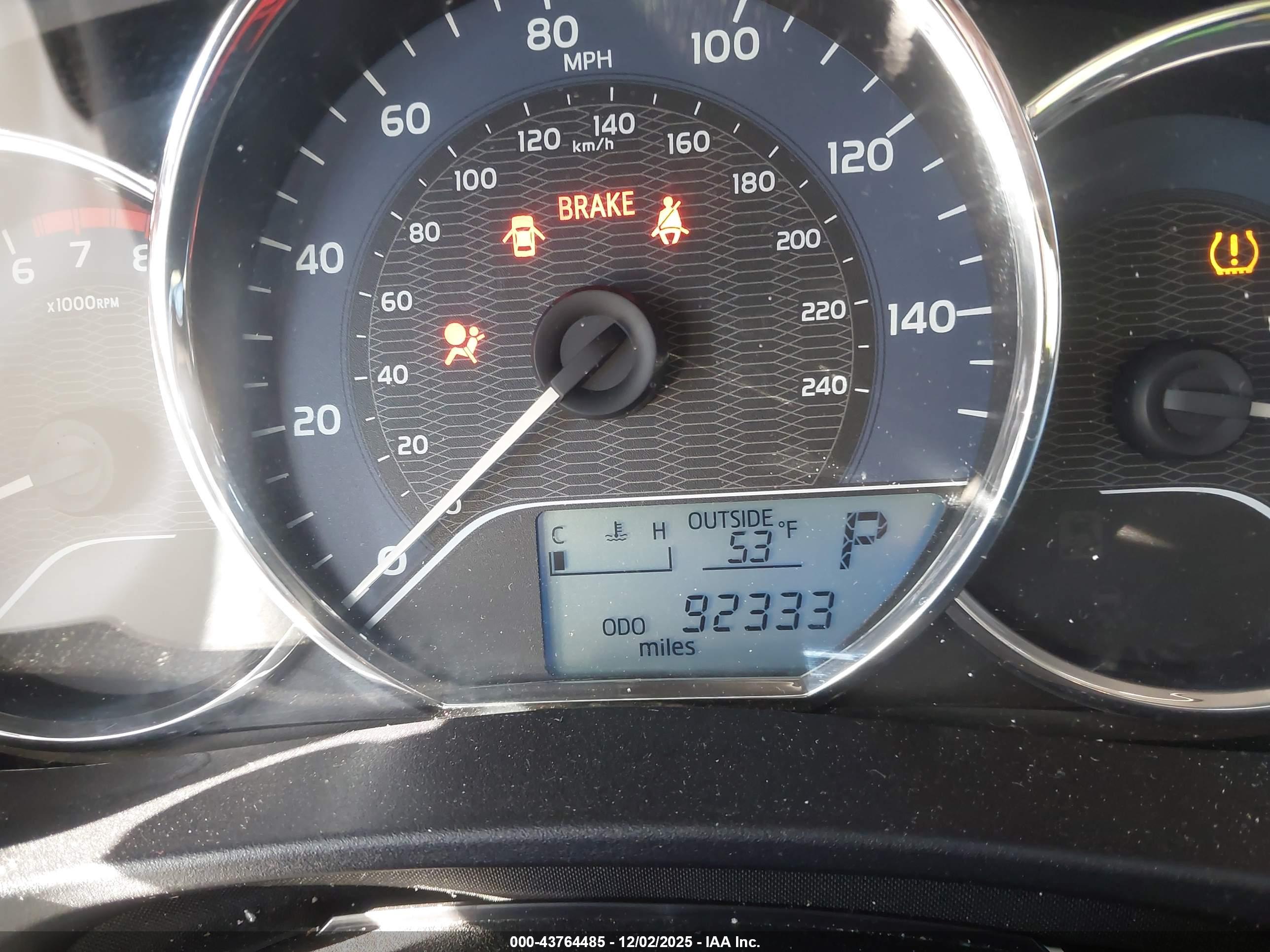 TOYOTA COROLLA image 7
