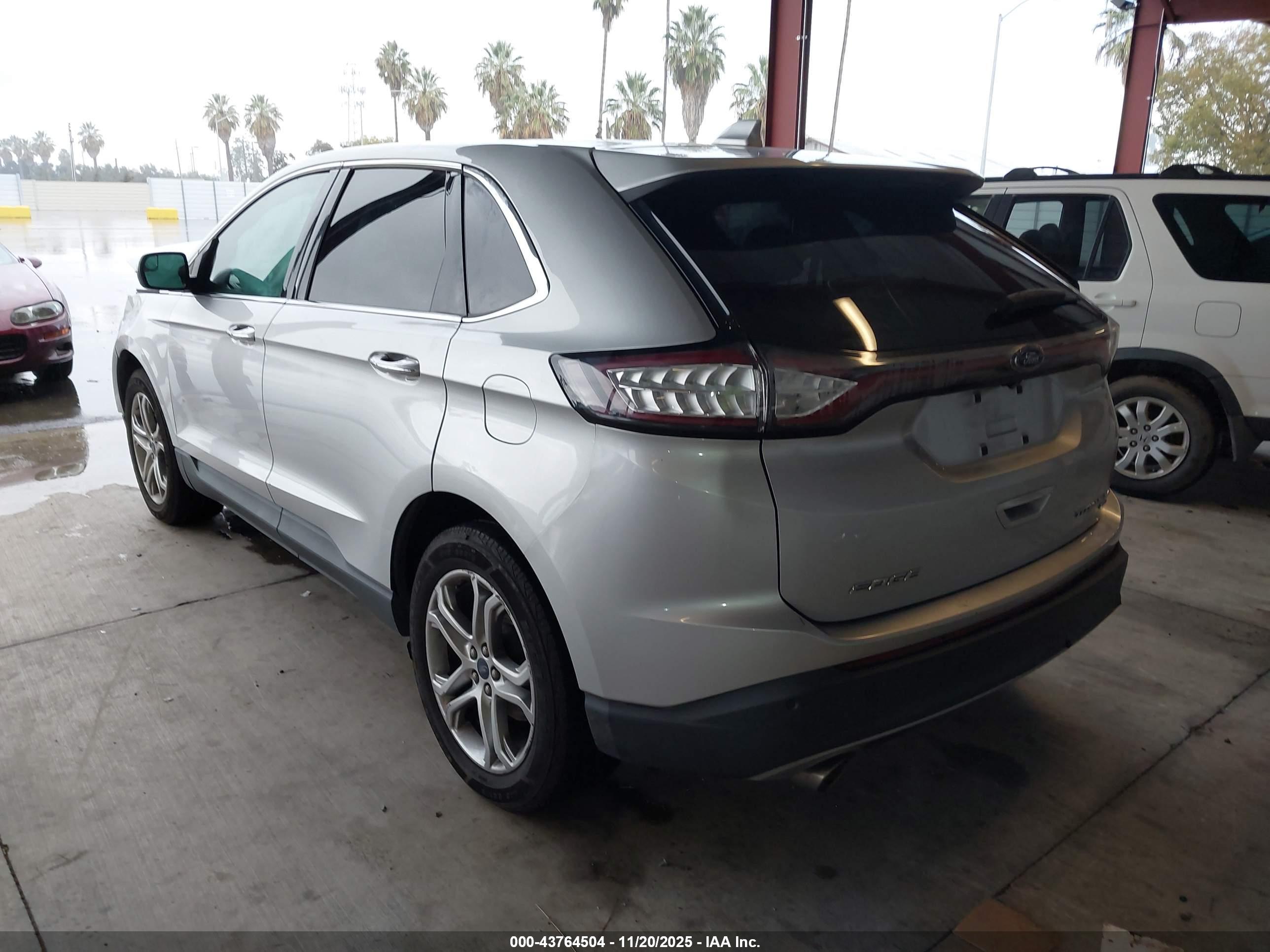 FORD EDGE image 3
