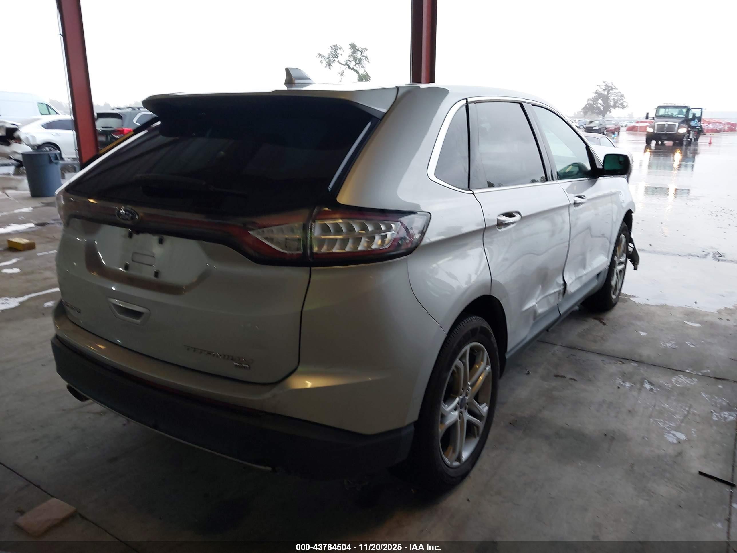 FORD EDGE image 4