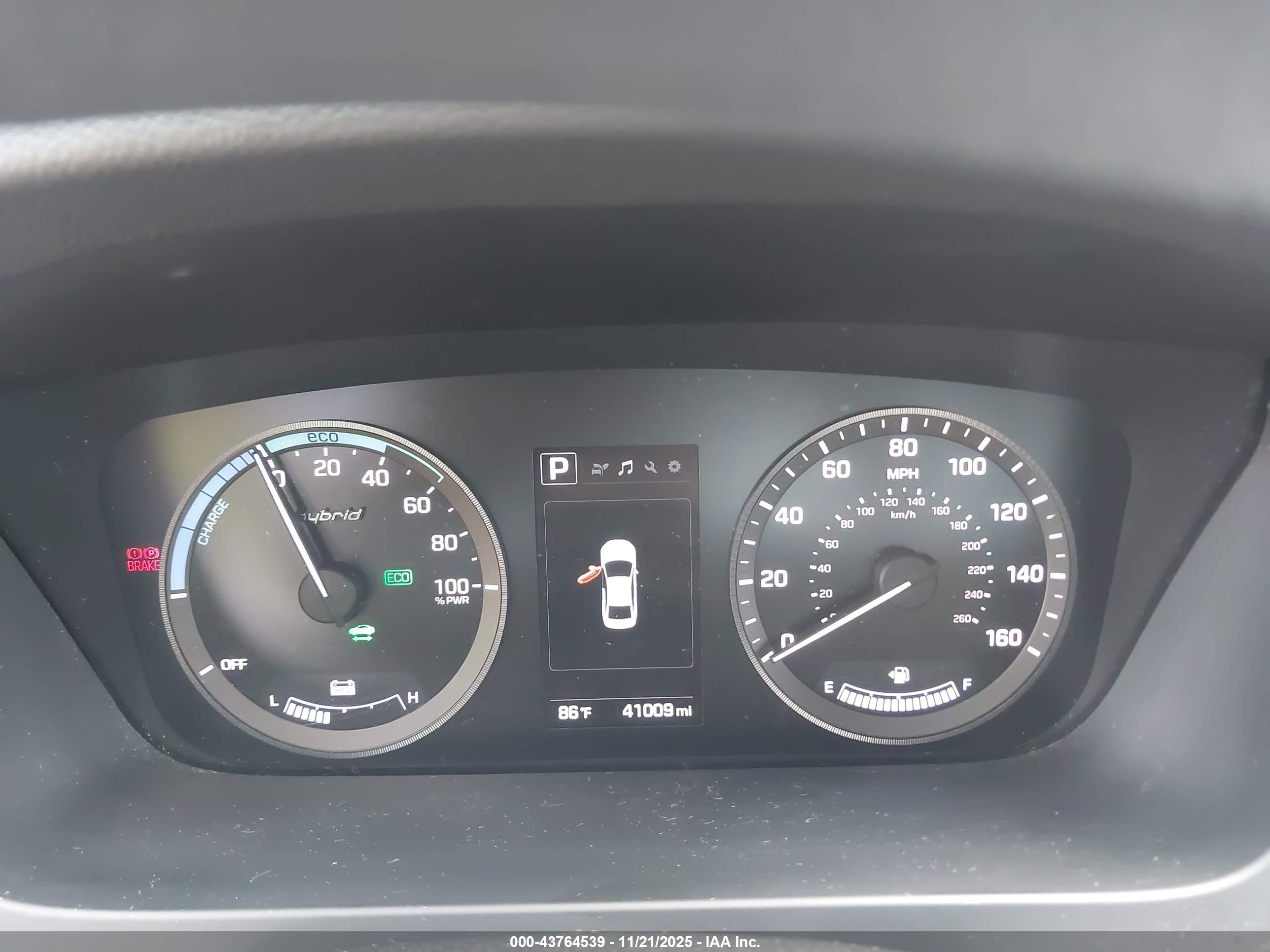 HYUNDAI SONATA image 7