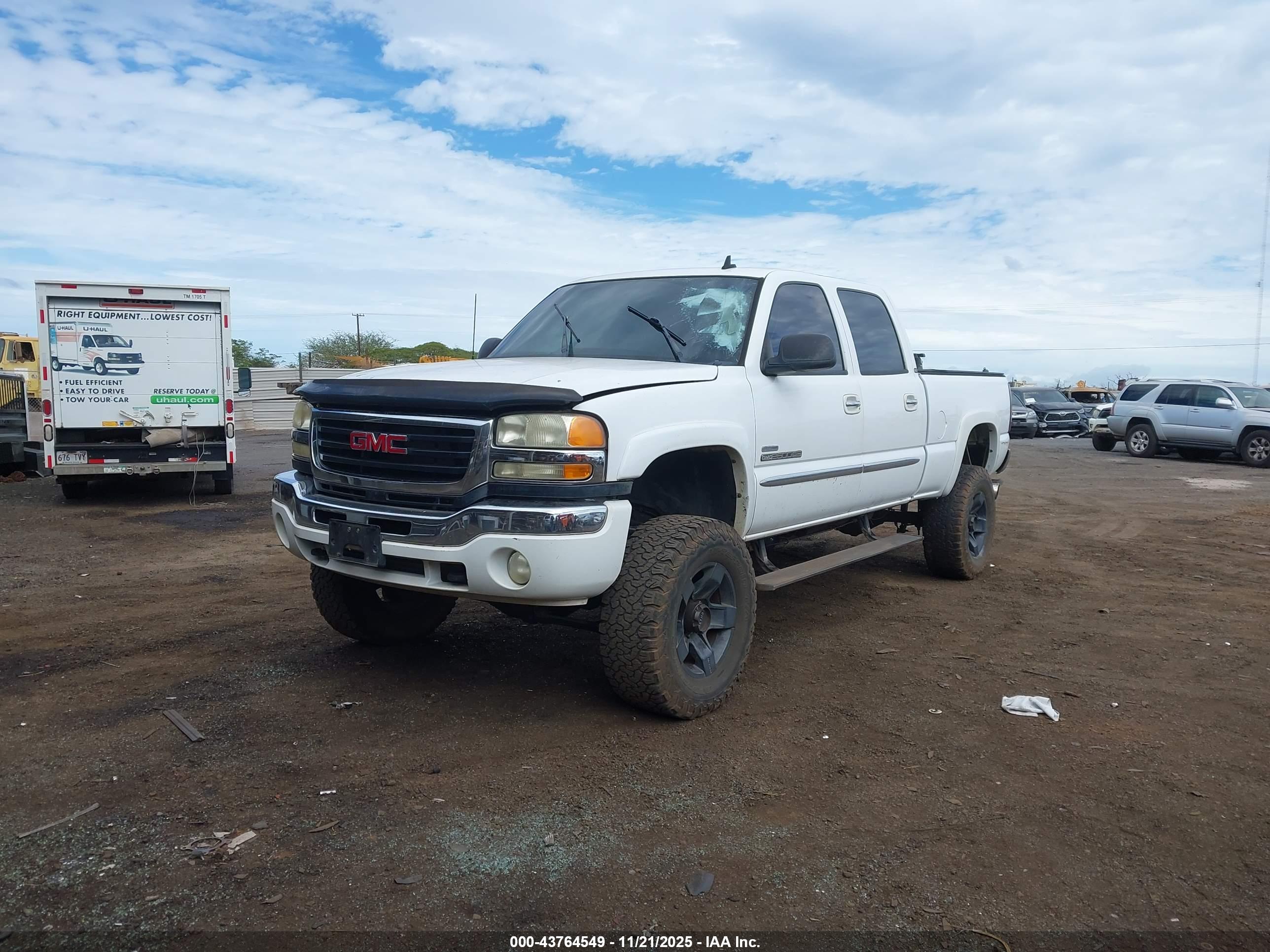 GMC SIERRA image 2