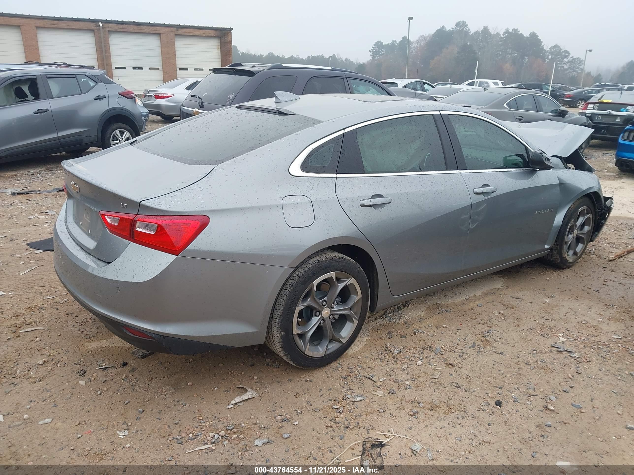 CHEVROLET MALIBU image 4