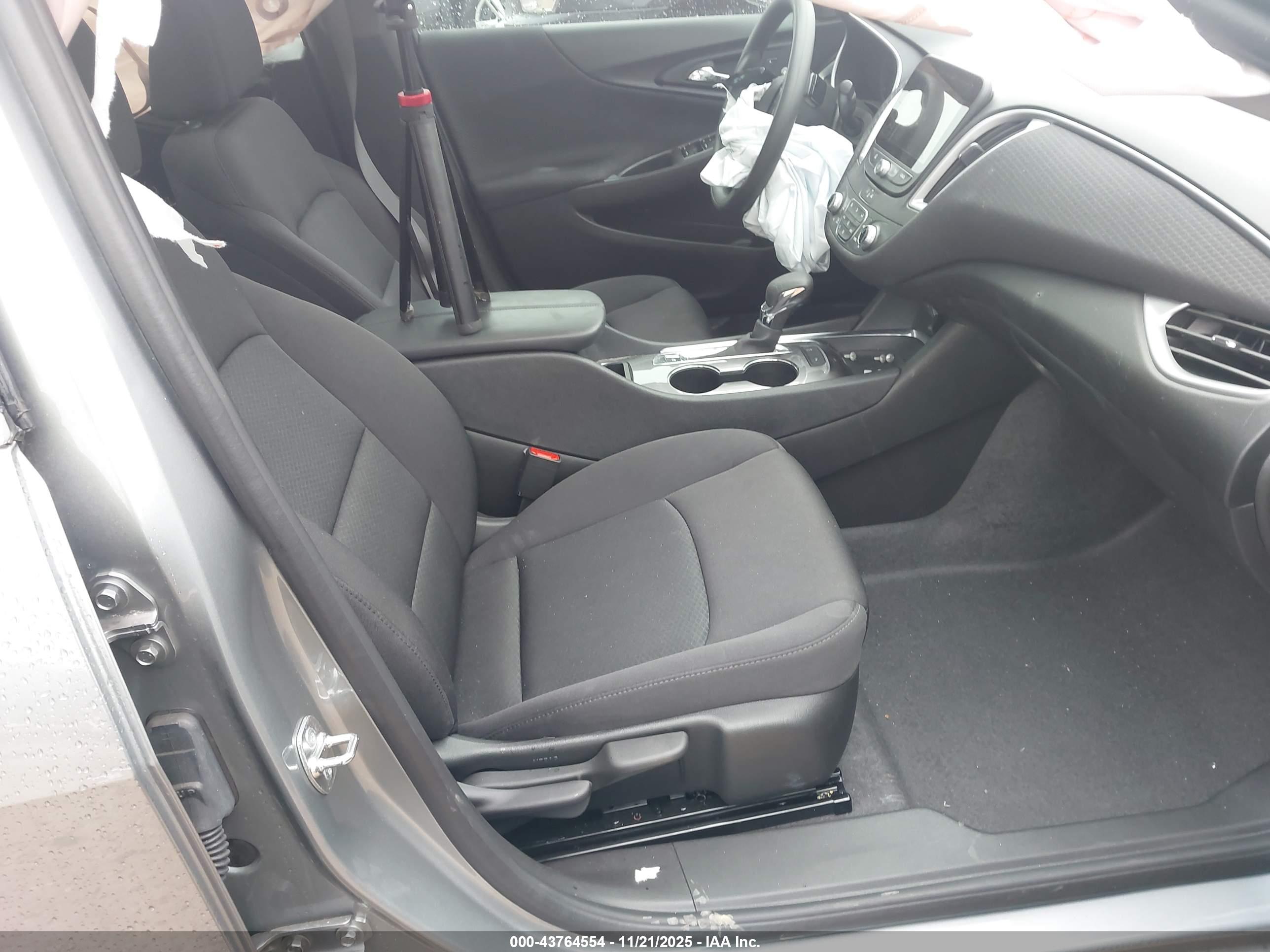CHEVROLET MALIBU image 5