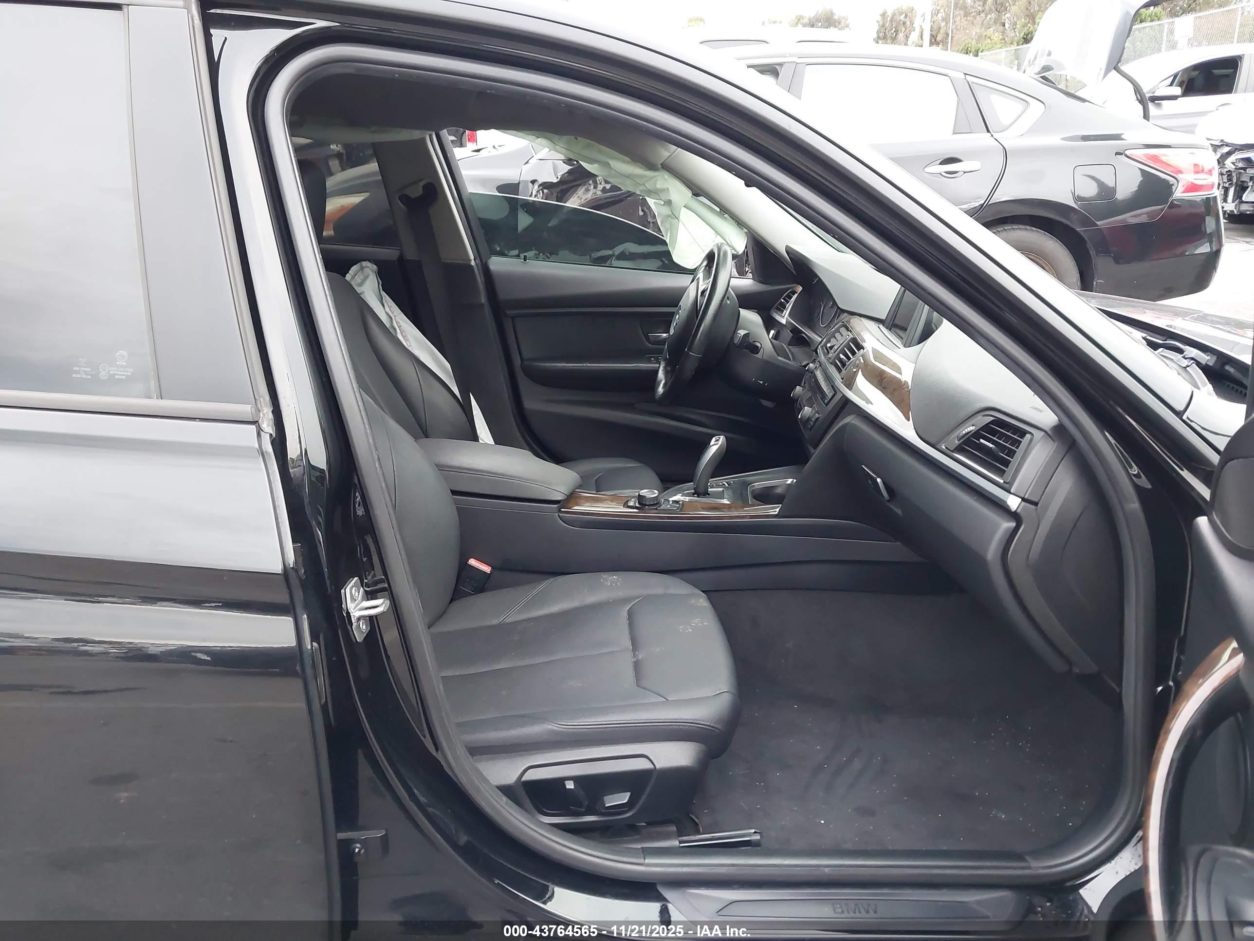 BMW 328I image 5