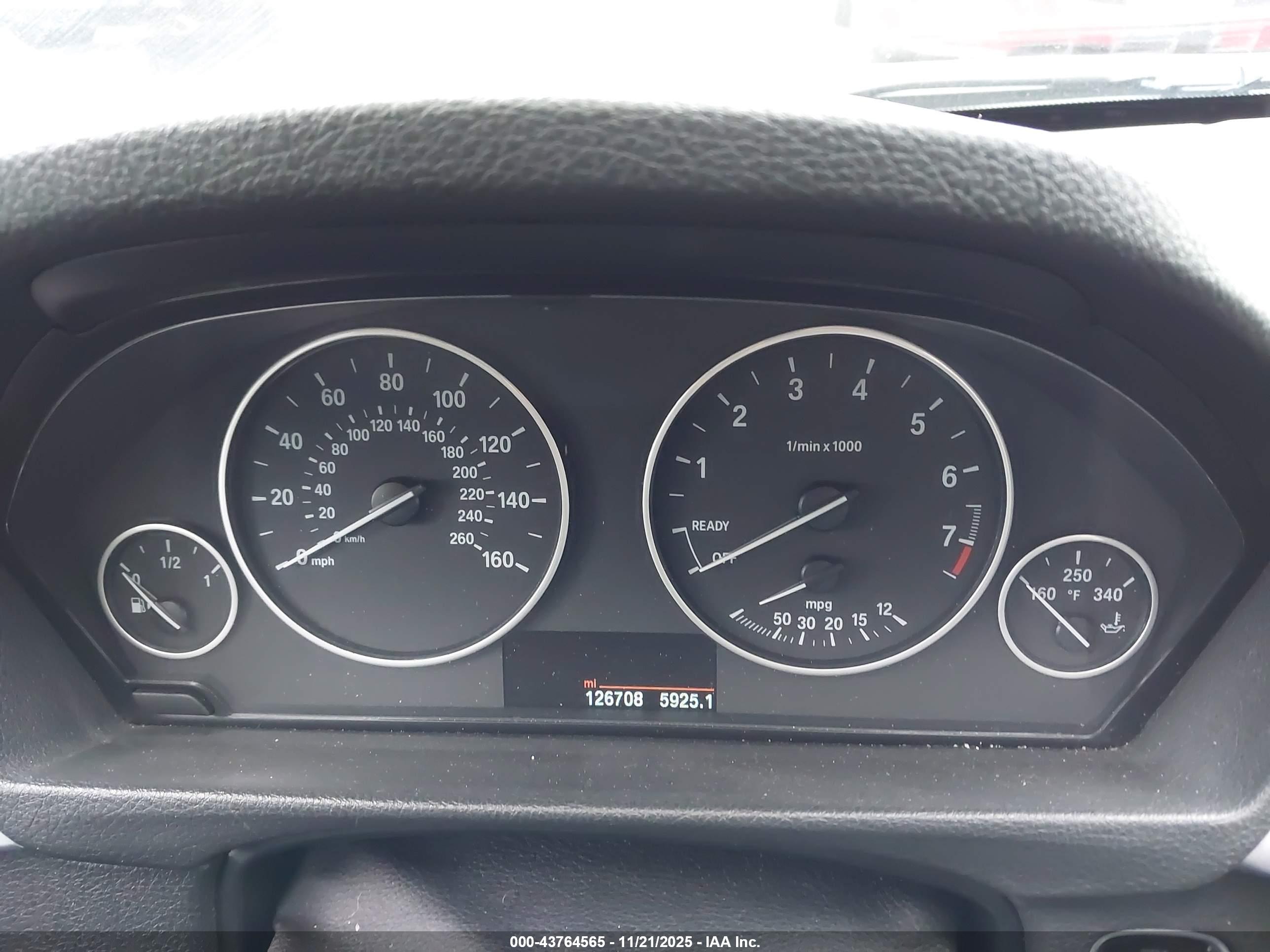 BMW 328I image 7
