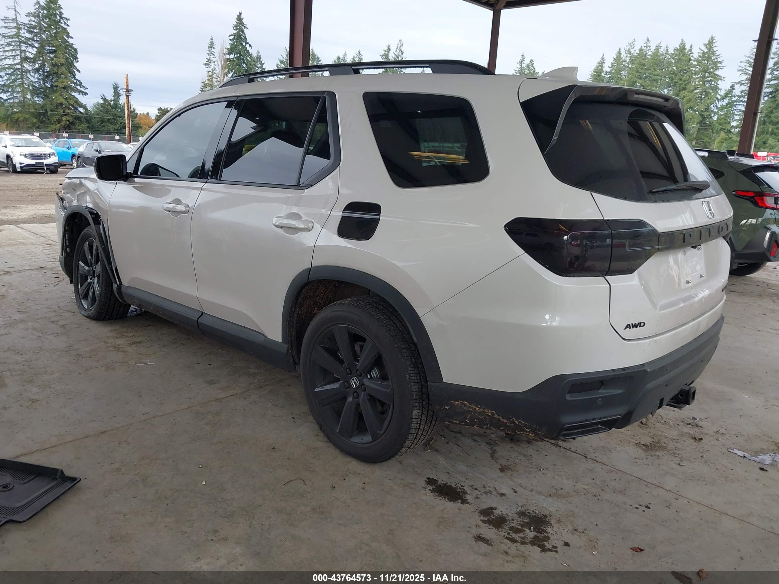 HONDA PILOT image 3