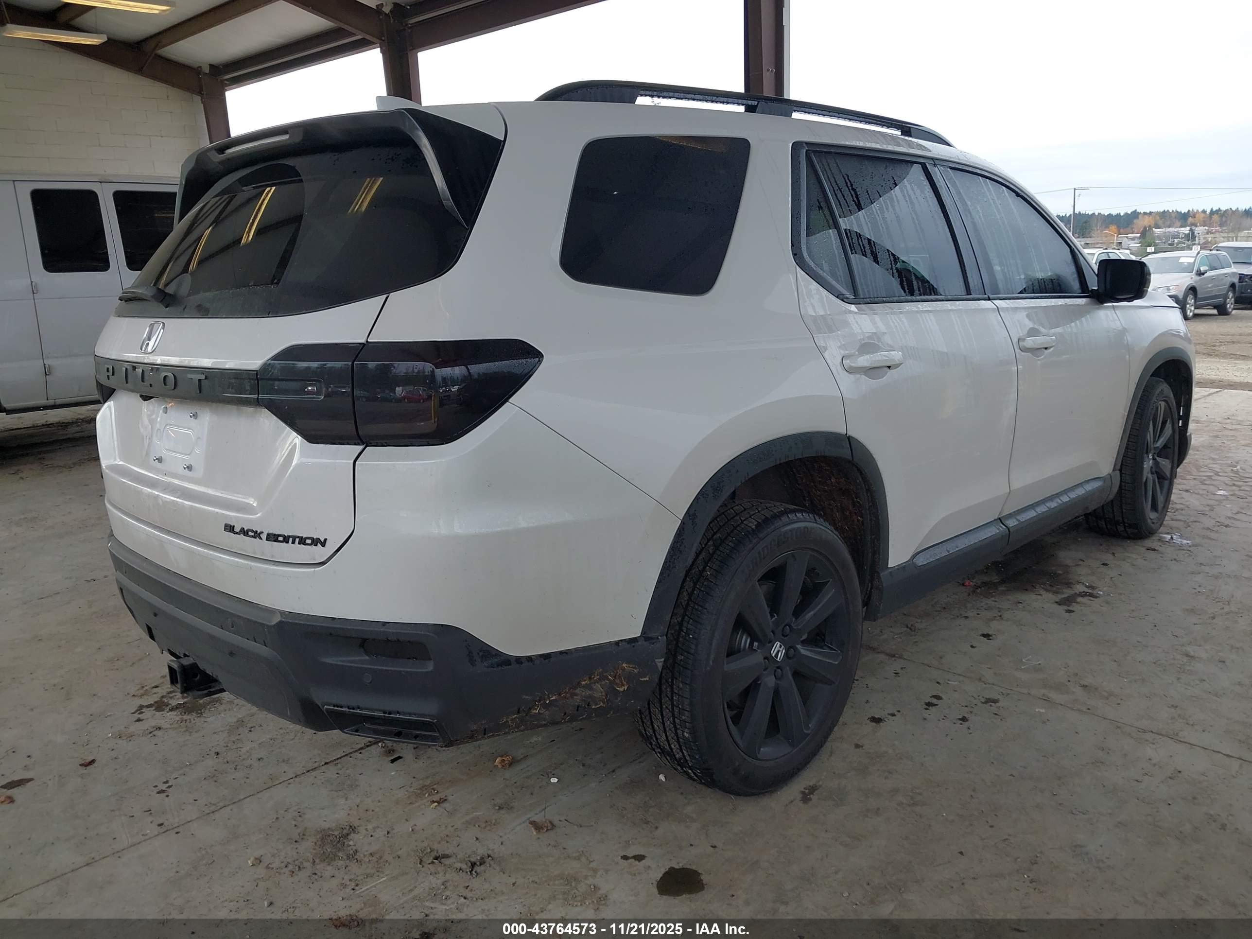 HONDA PILOT image 4