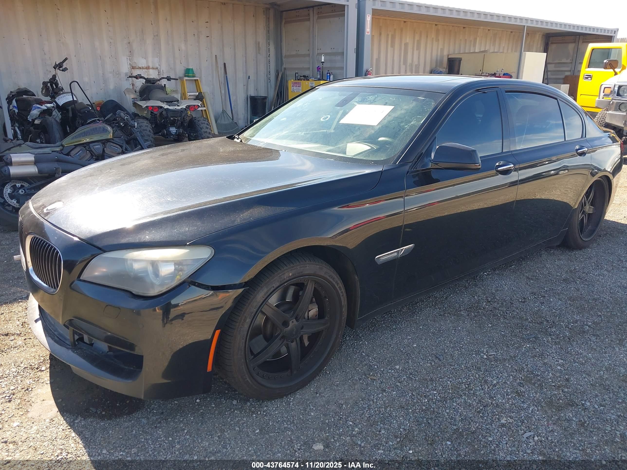 BMW 750LI image 2