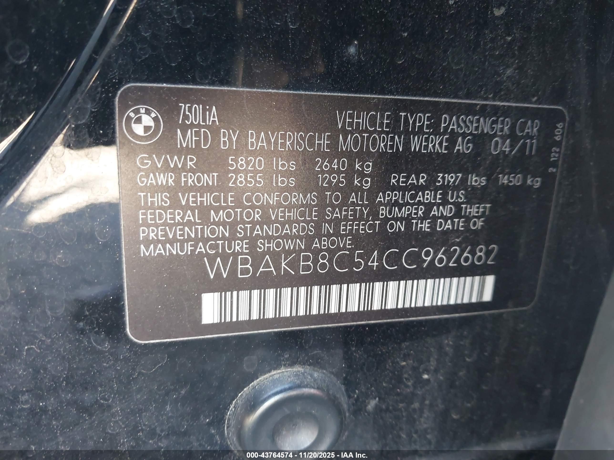 BMW 750LI image 9
