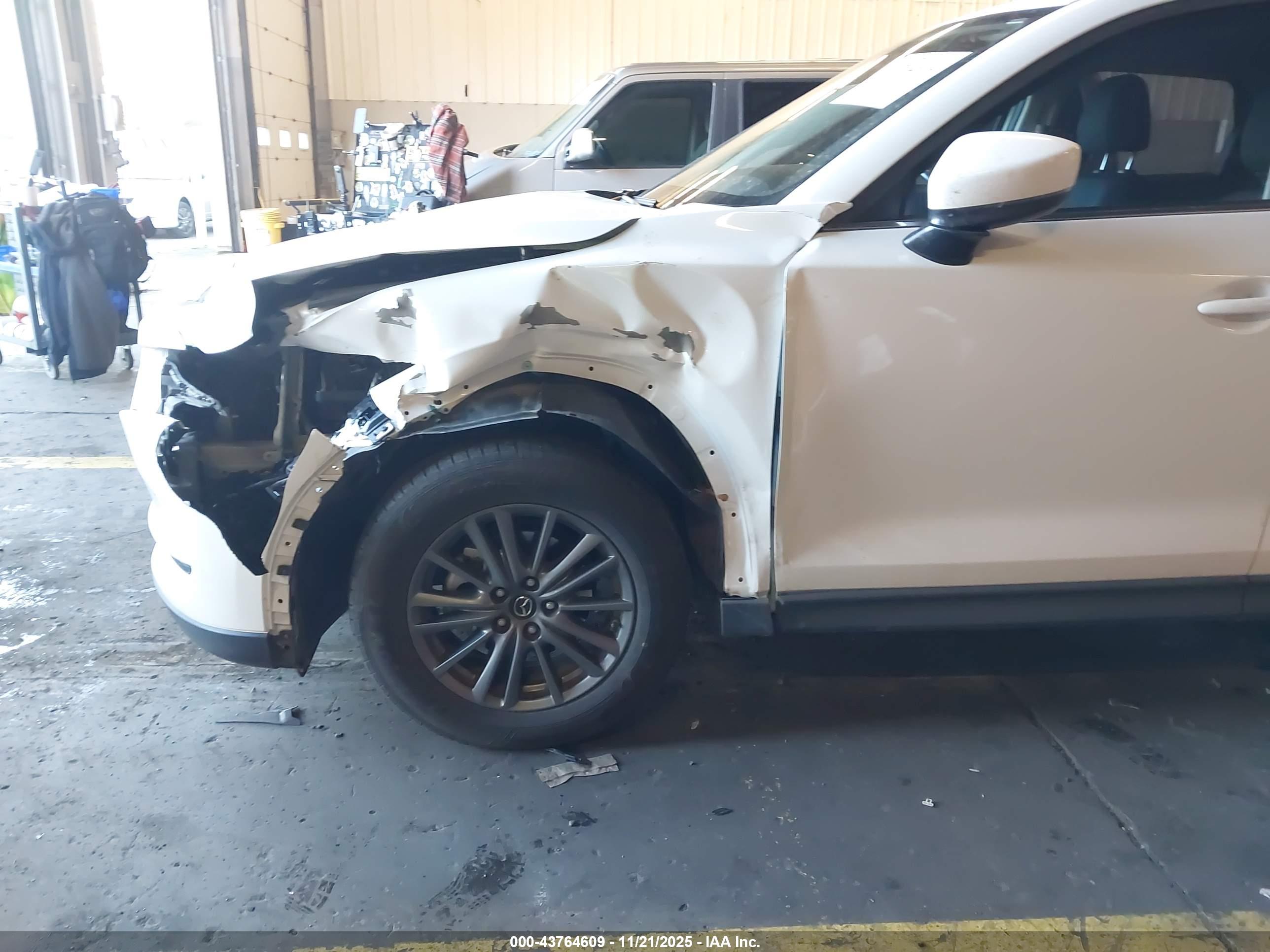 MAZDA CX-5 image 6