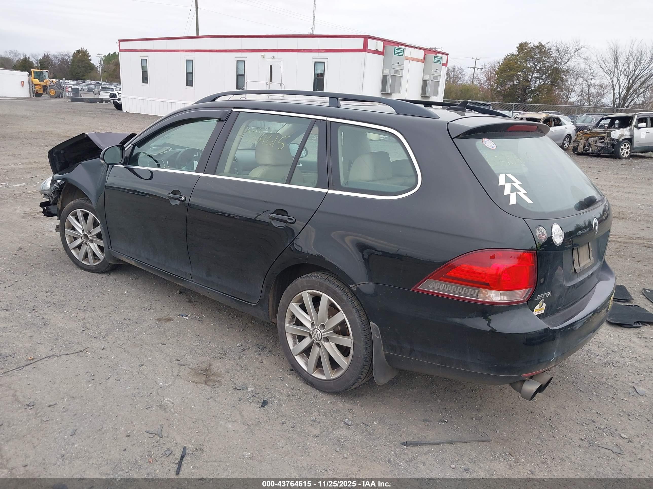 VOLKSWAGEN JETTA image 3
