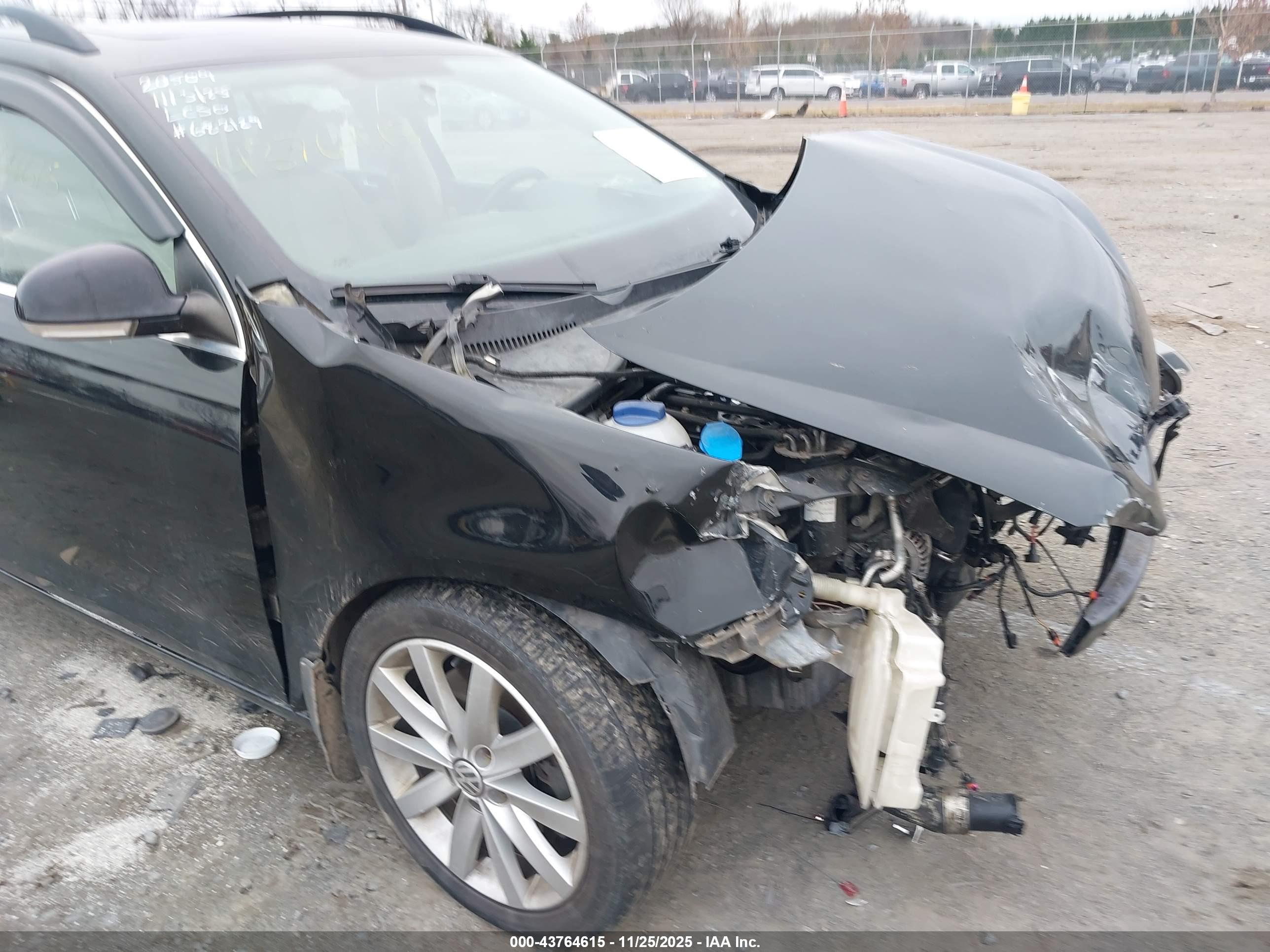 VOLKSWAGEN JETTA image 6