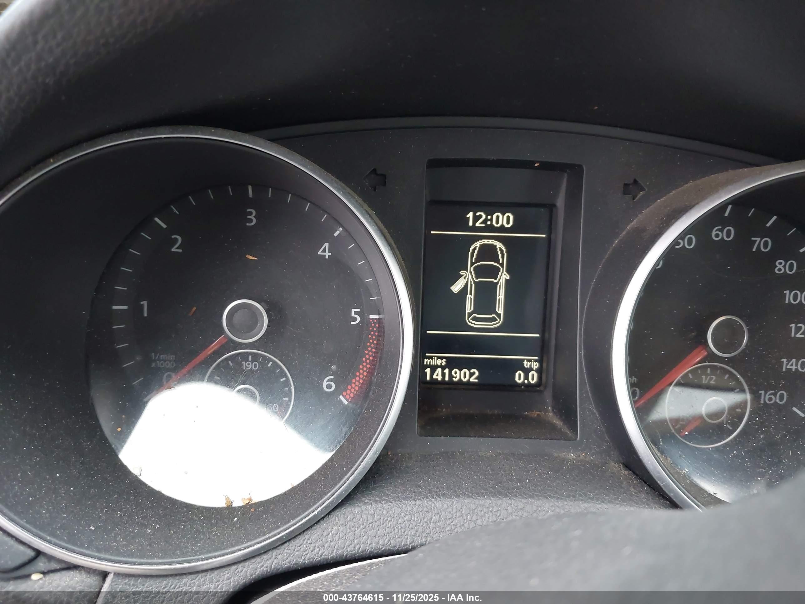 VOLKSWAGEN JETTA image 7