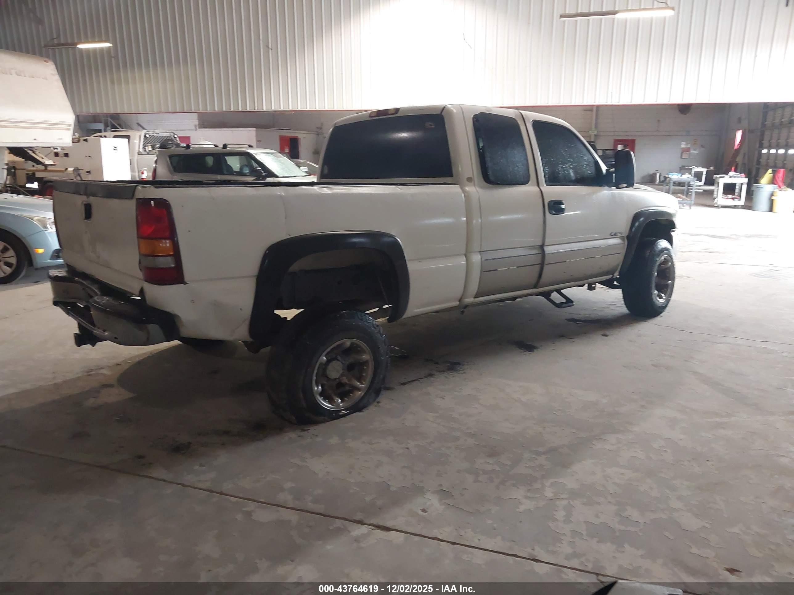 GMC SIERRA image 4