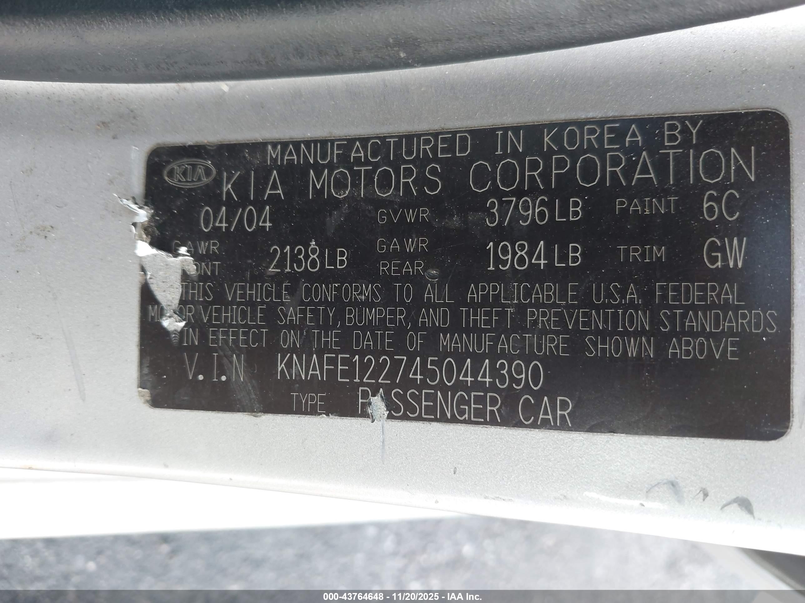 KIA SPECTRA image 9