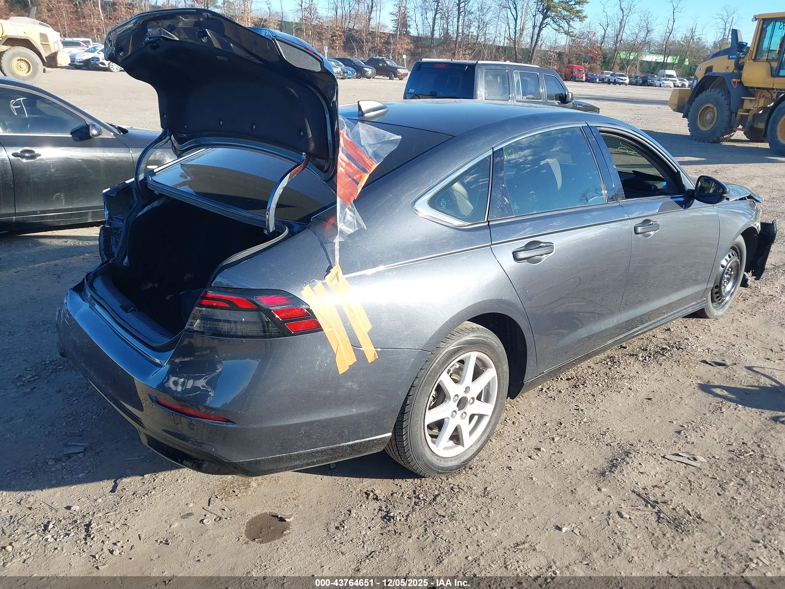 HONDA ACCORD image 4