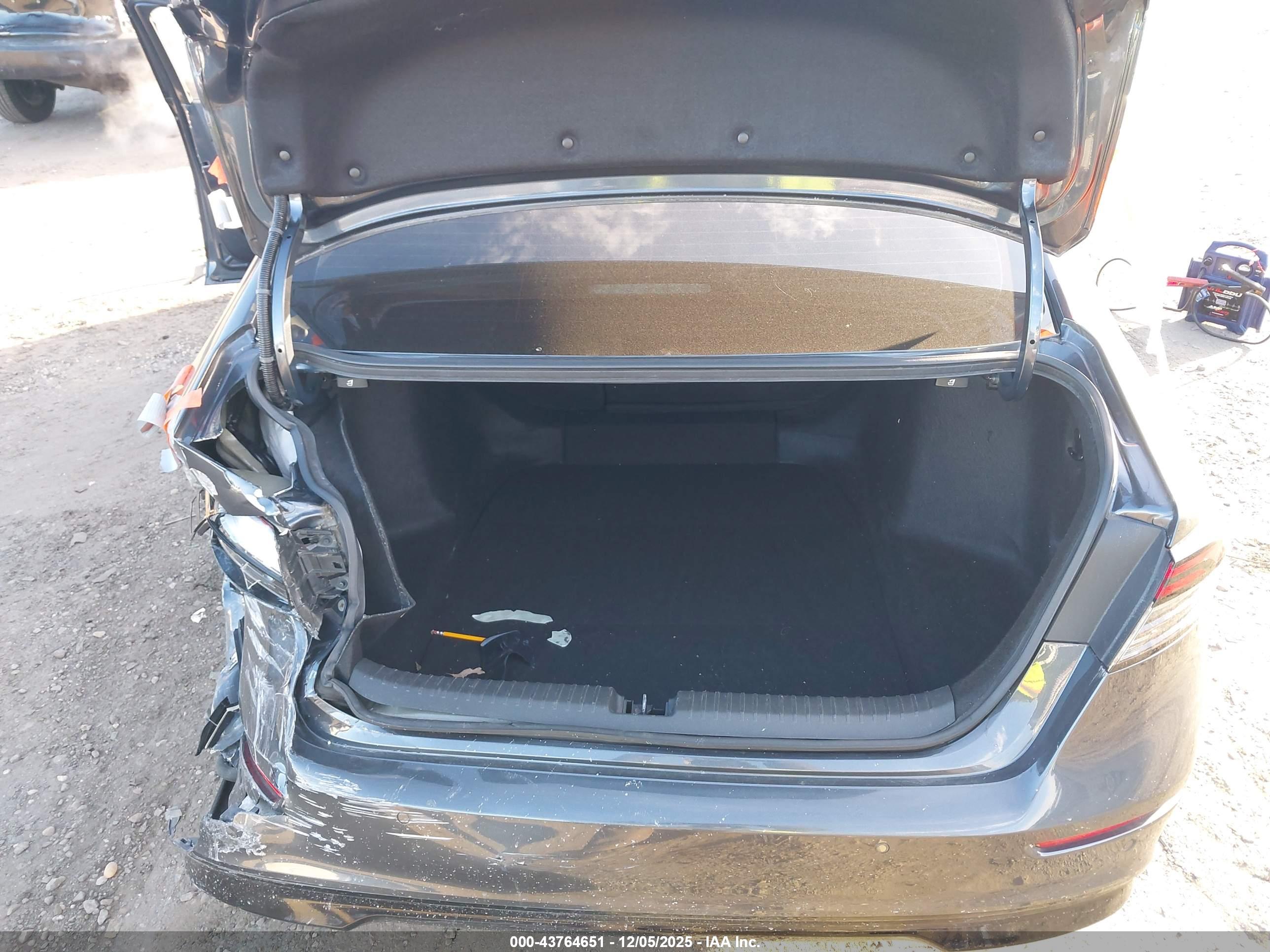 HONDA ACCORD image 6
