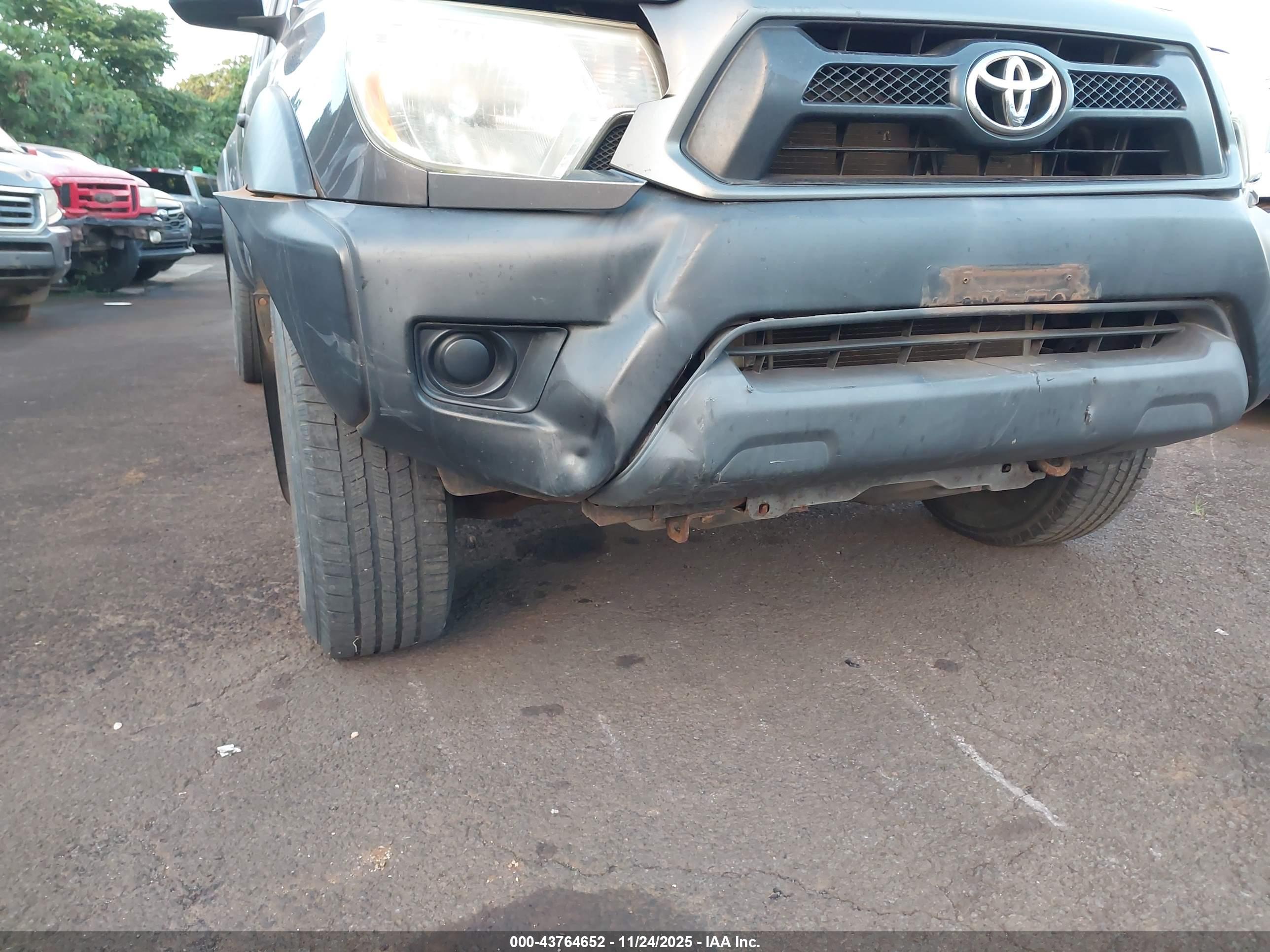TOYOTA TACOMA image 6