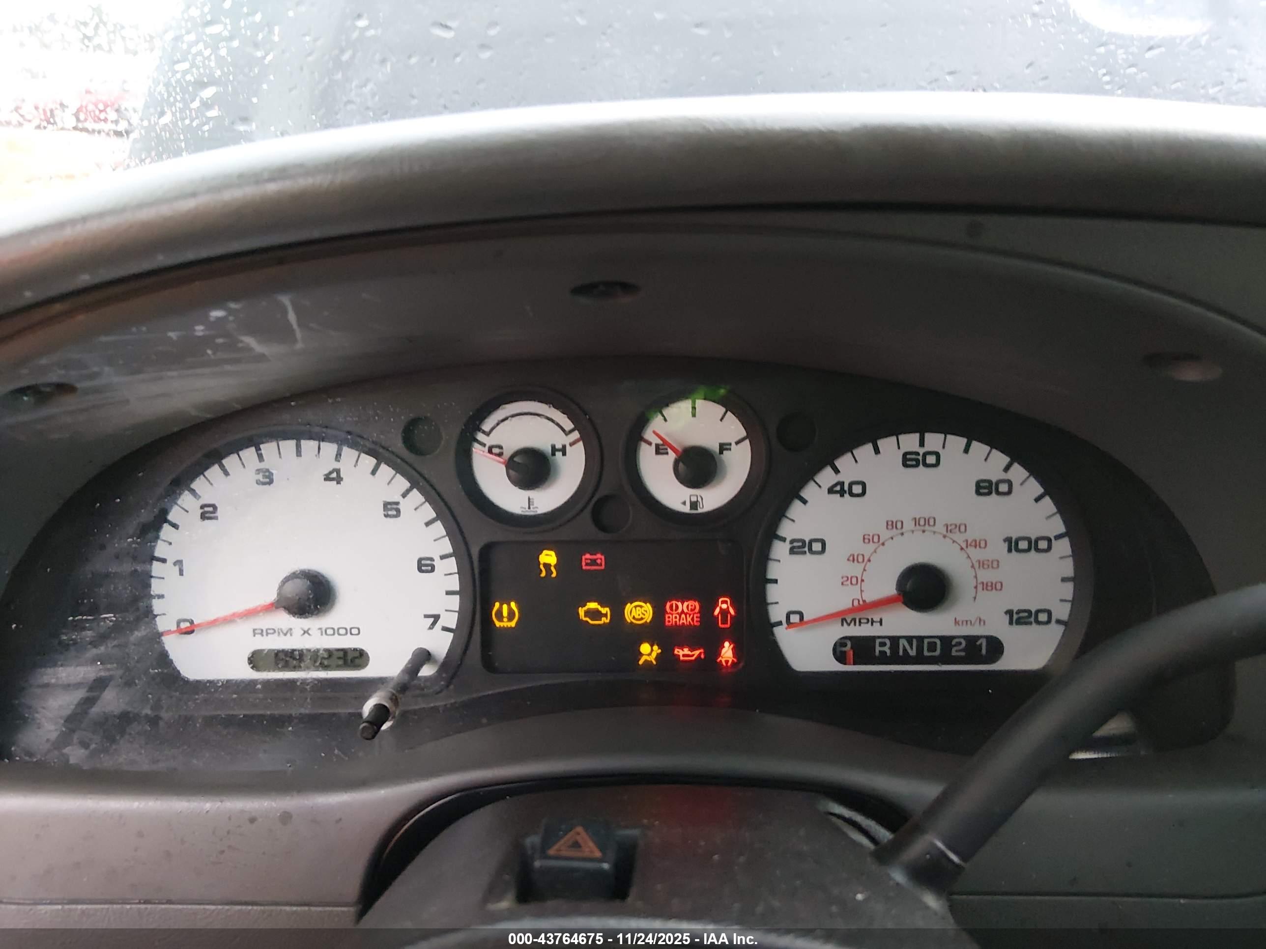 FORD RANGER image 7