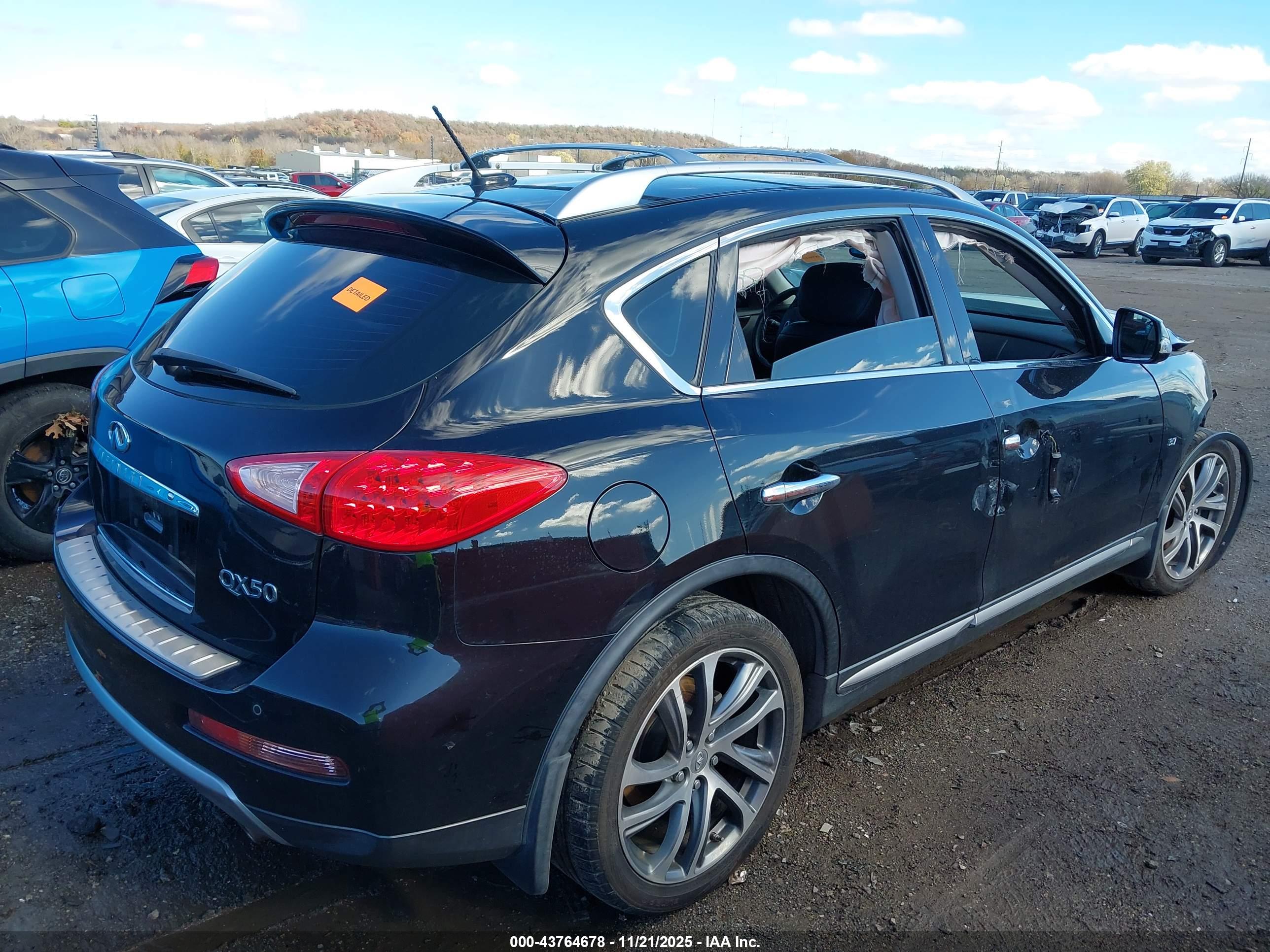 INFINITI QX50 image 4