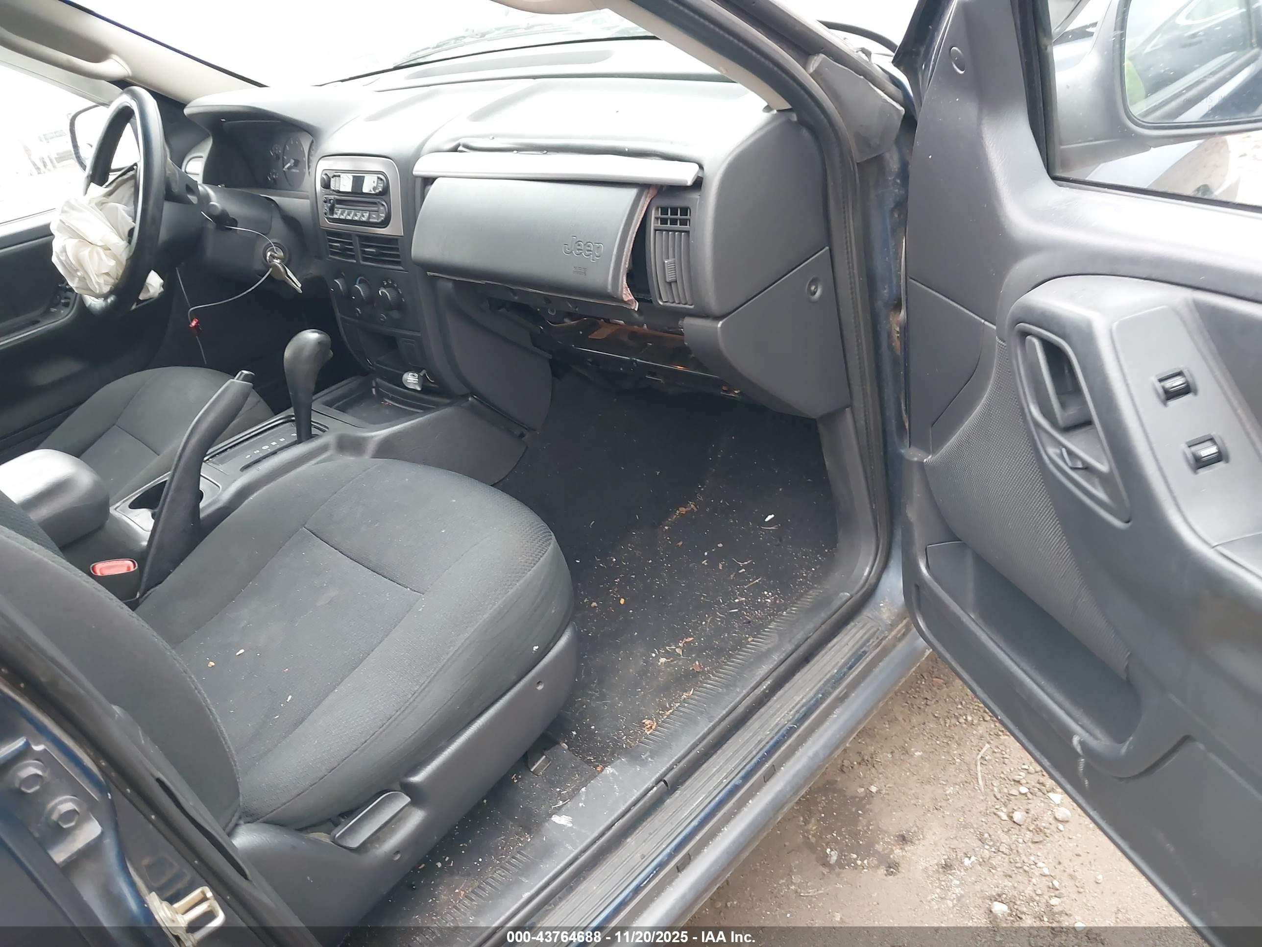 JEEP GRAND image 5