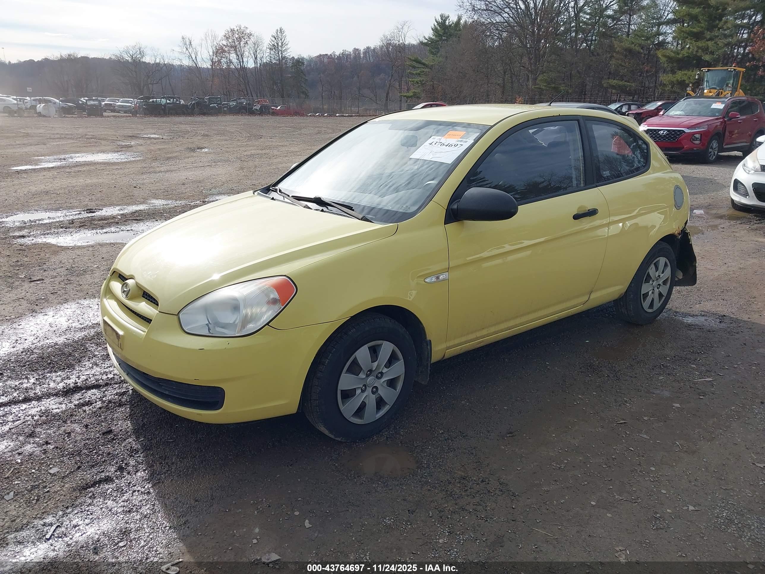 HYUNDAI ACCENT image 2