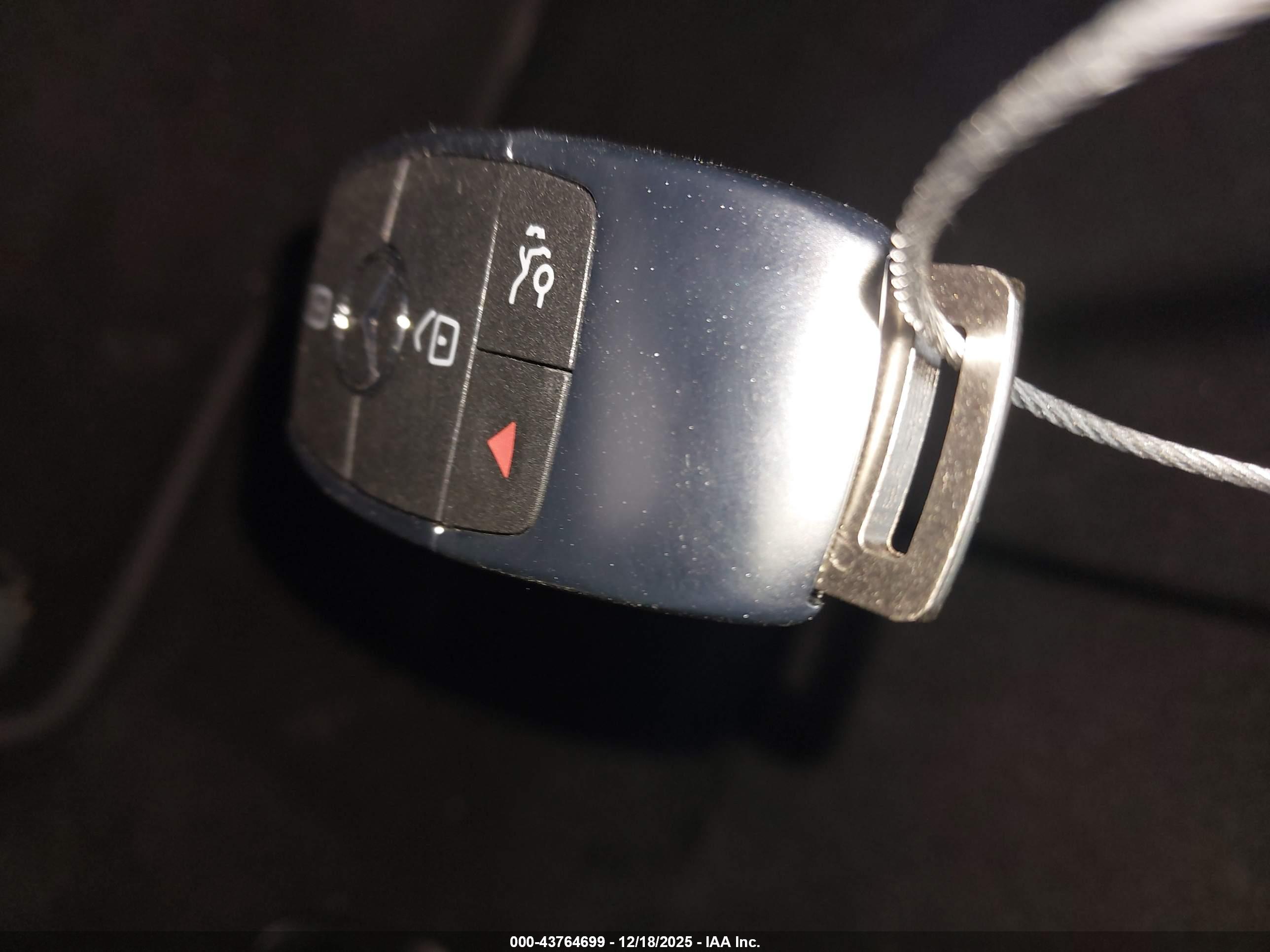 MERCEDES-BENZ GLE image 11