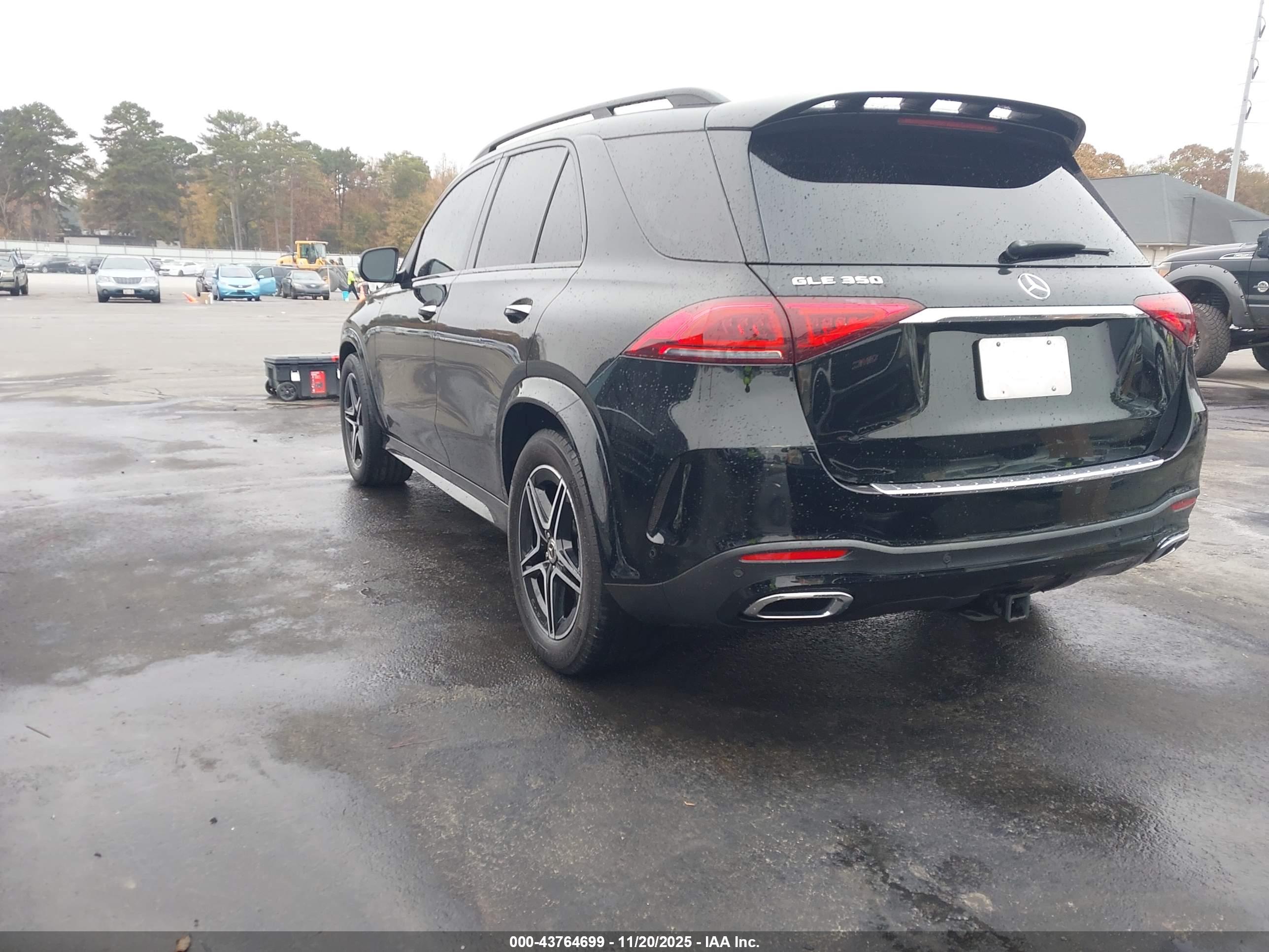 MERCEDES-BENZ GLE image 3
