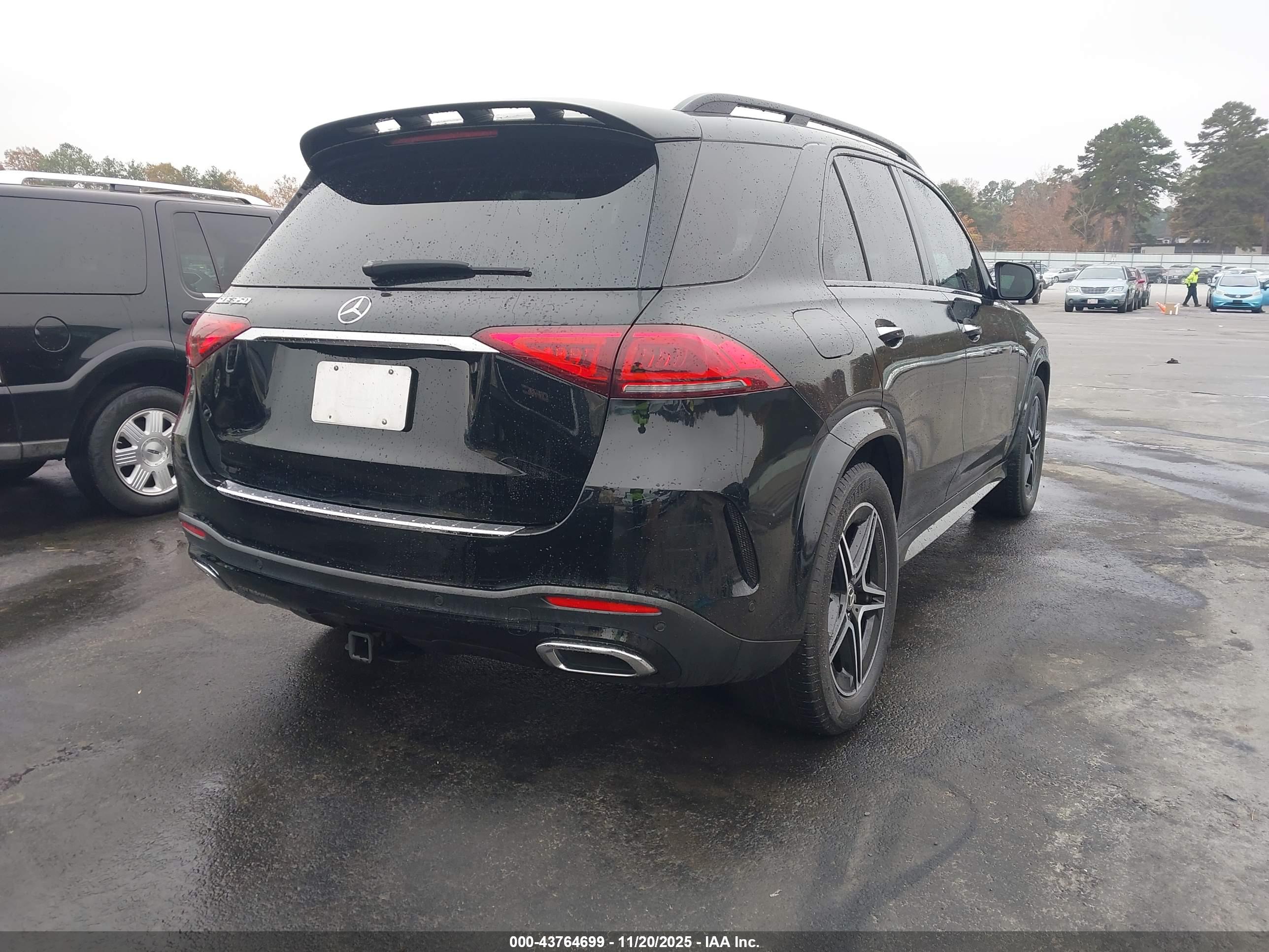 MERCEDES-BENZ GLE image 4