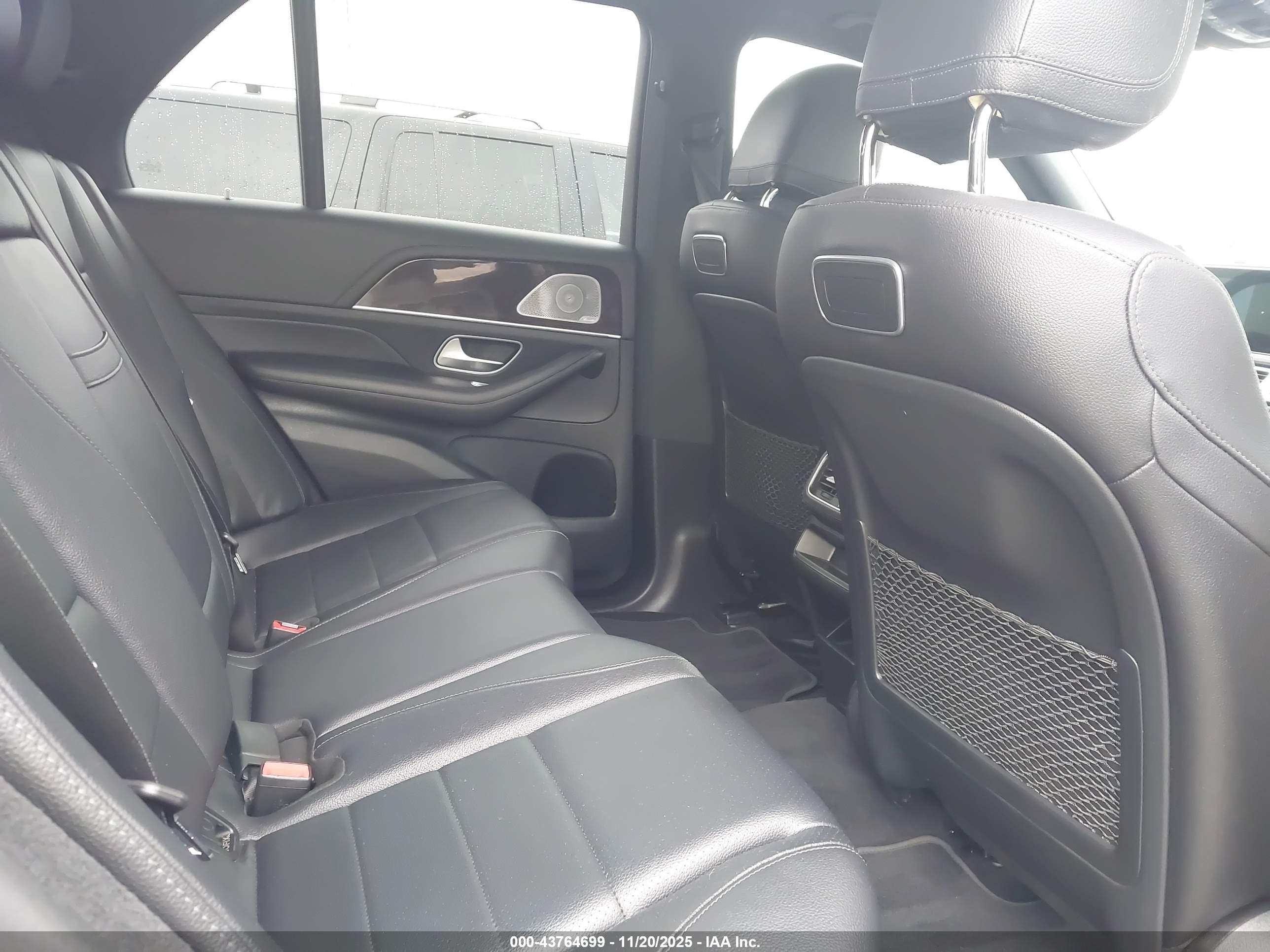 MERCEDES-BENZ GLE image 8