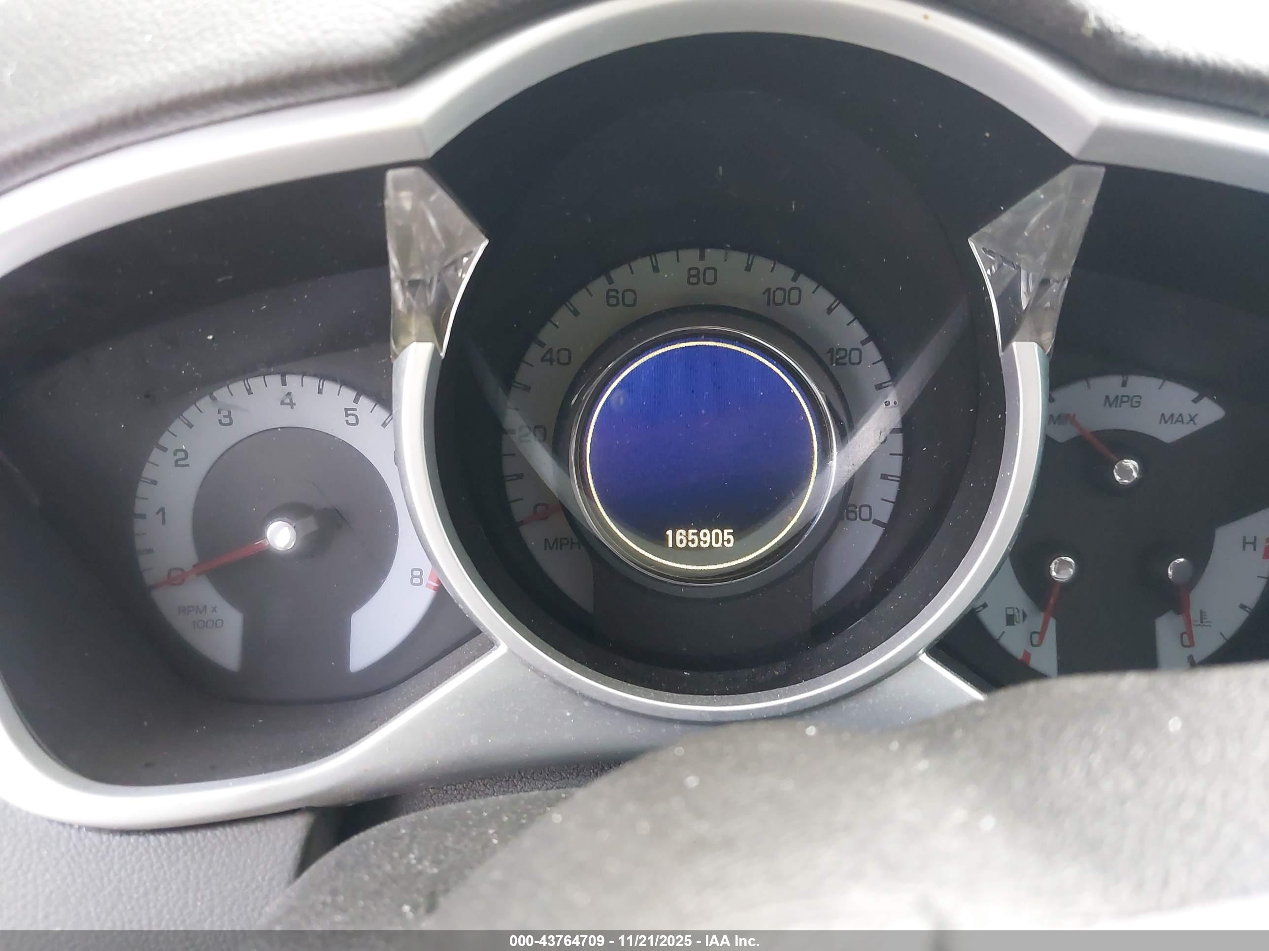 CADILLAC SRX image 7