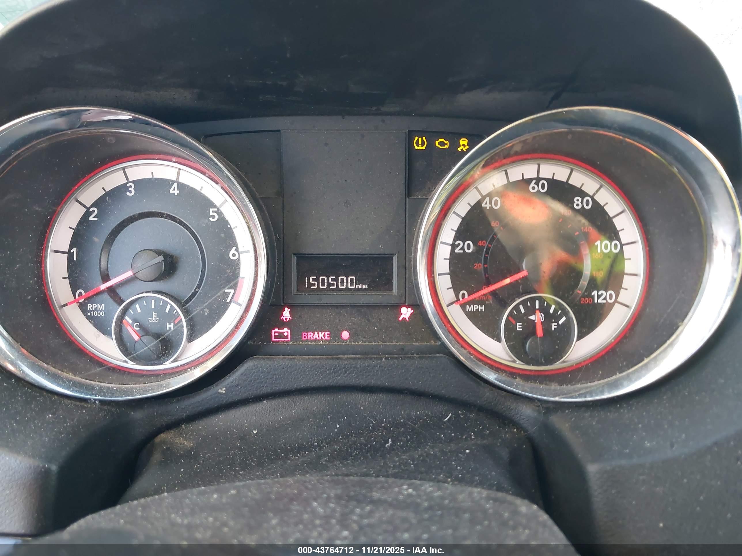DODGE GRAND image 7