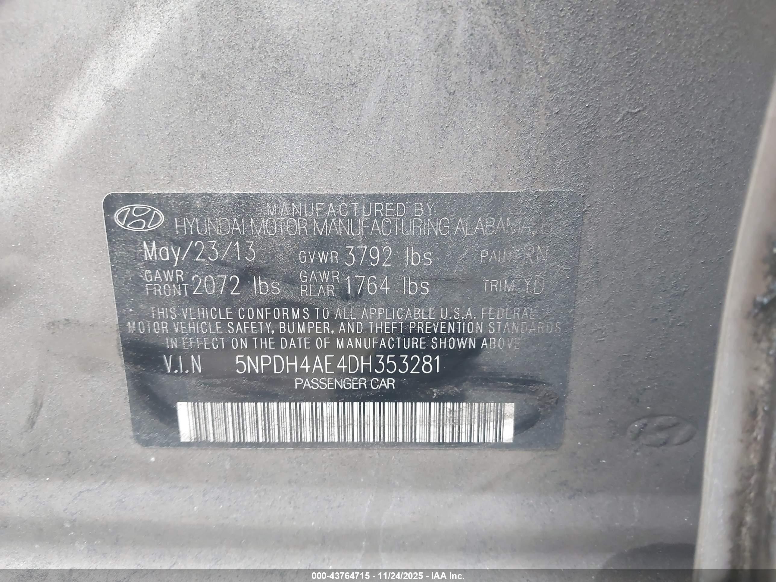 HYUNDAI ELANTRA image 9