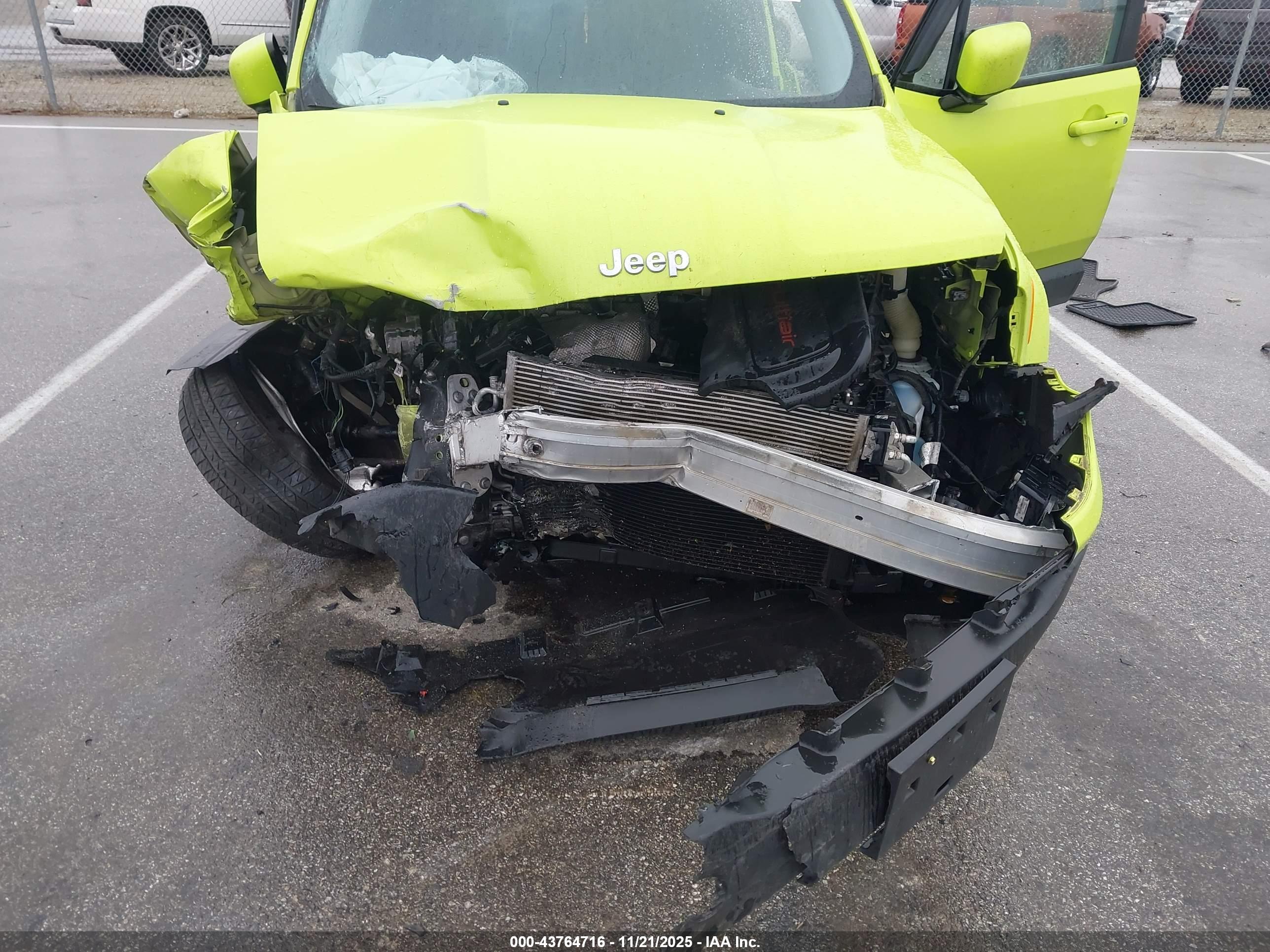 JEEP RENEGADE image 6