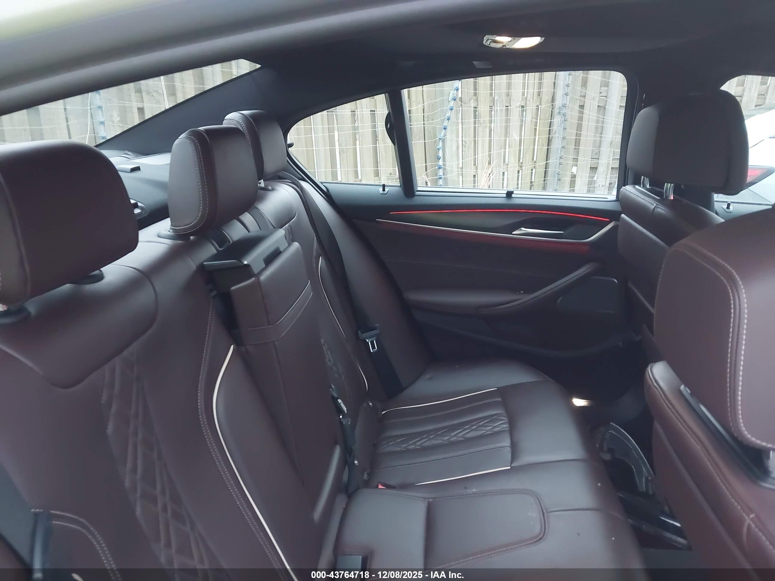 BMW 540 image 8