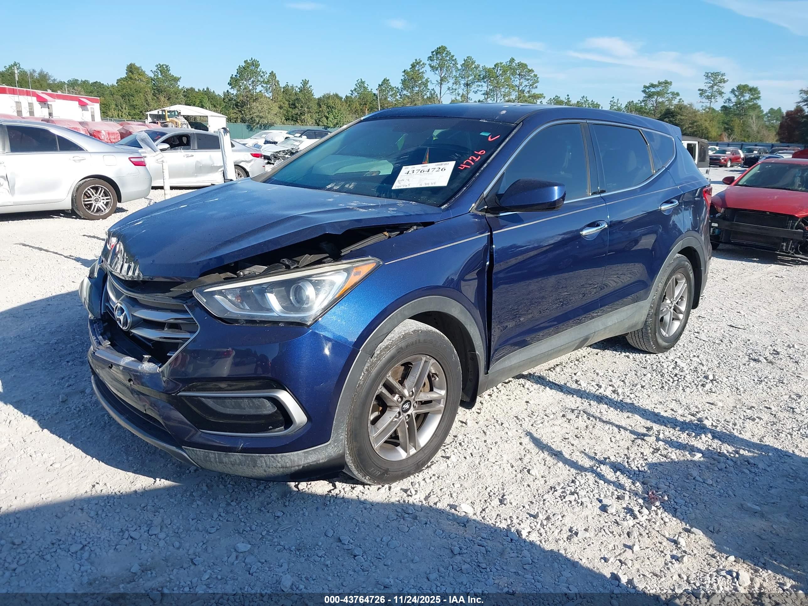 HYUNDAI SANTA image 2