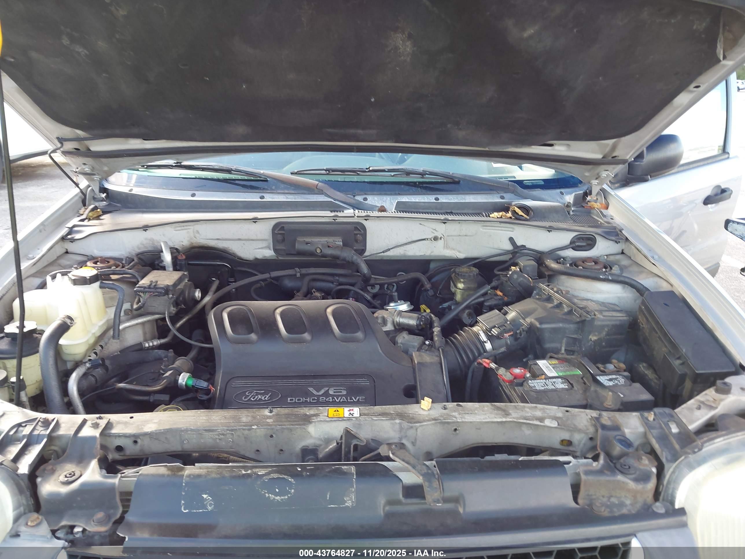 FORD ESCAPE image 10