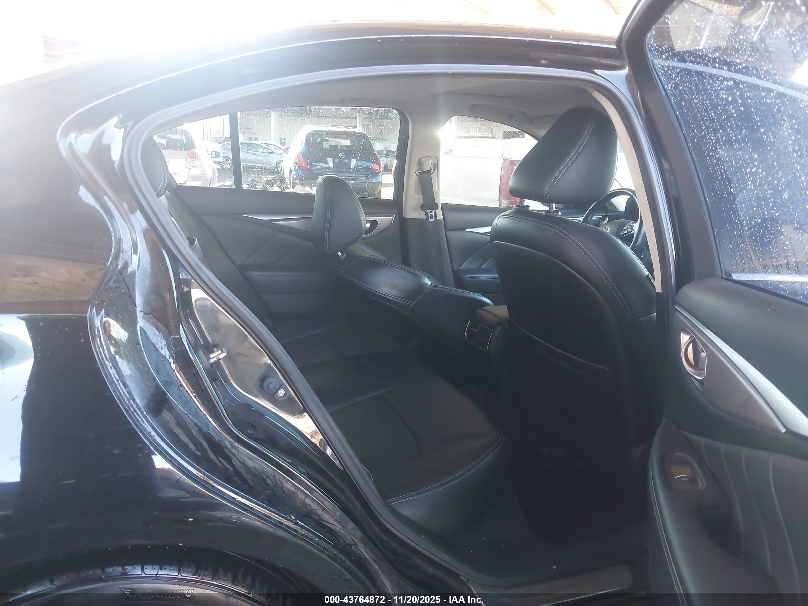 INFINITI Q50 image 8