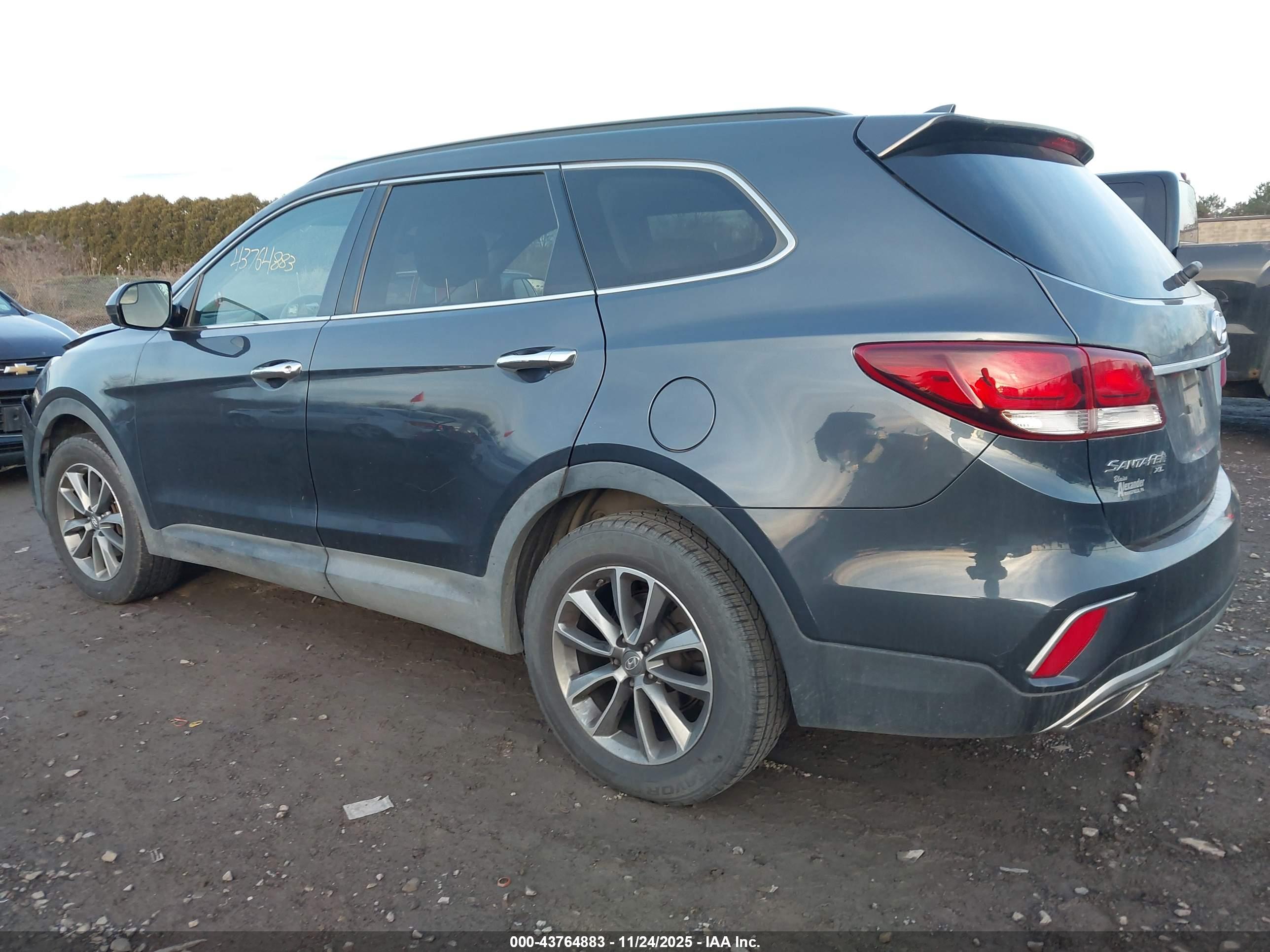 HYUNDAI SANTA image 3