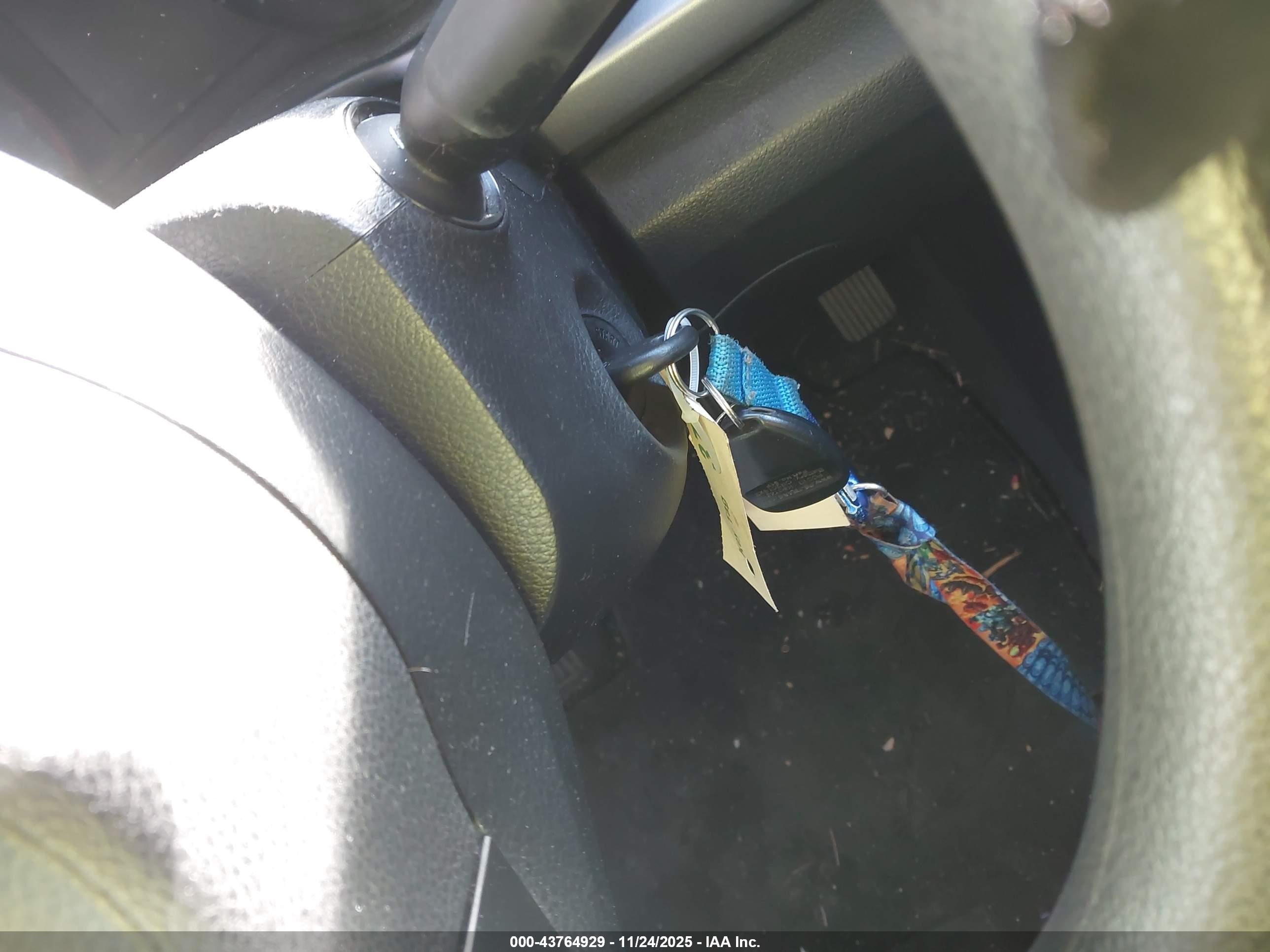 KIA RIO image 11