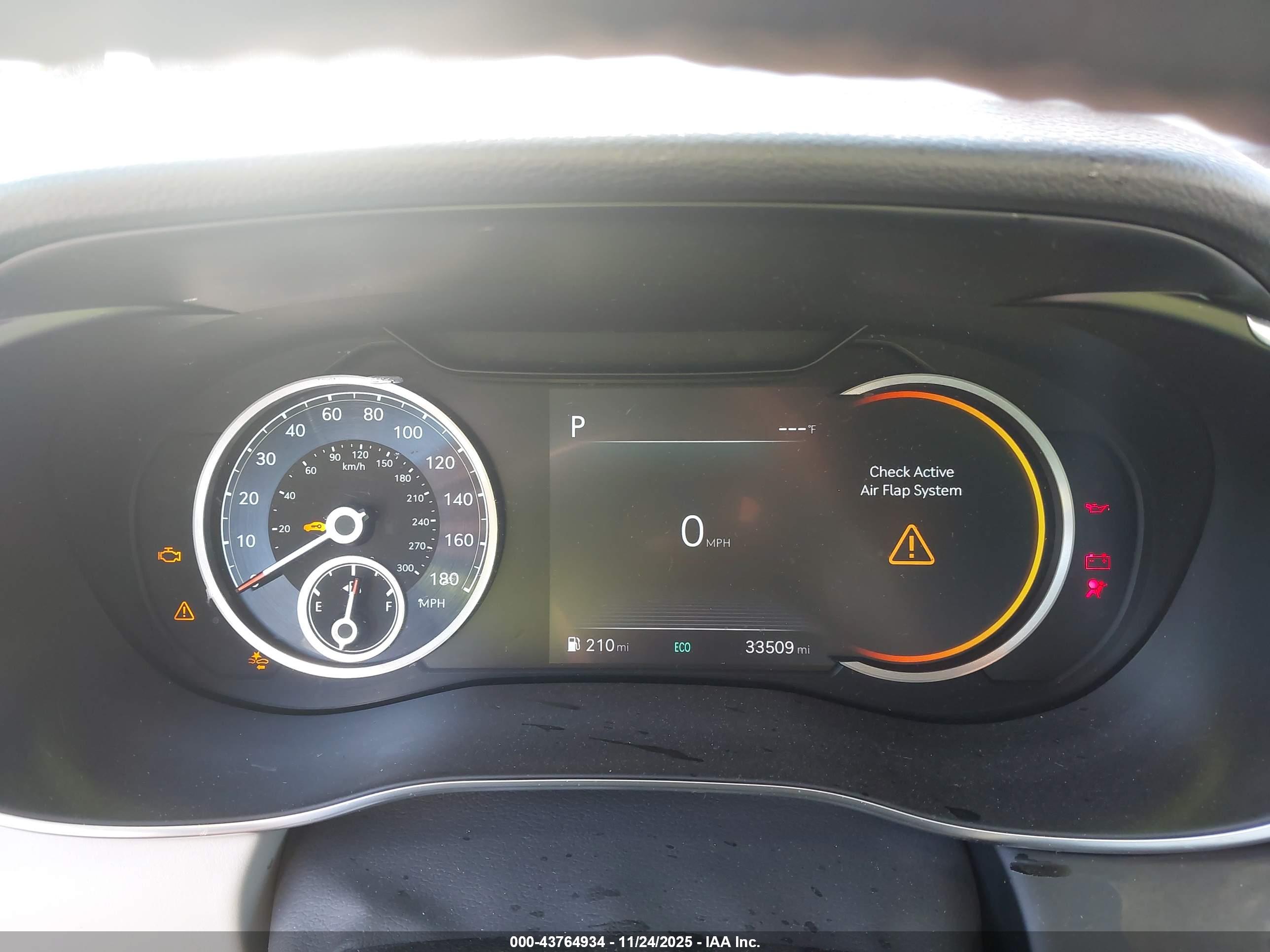 GENESIS G70 image 7