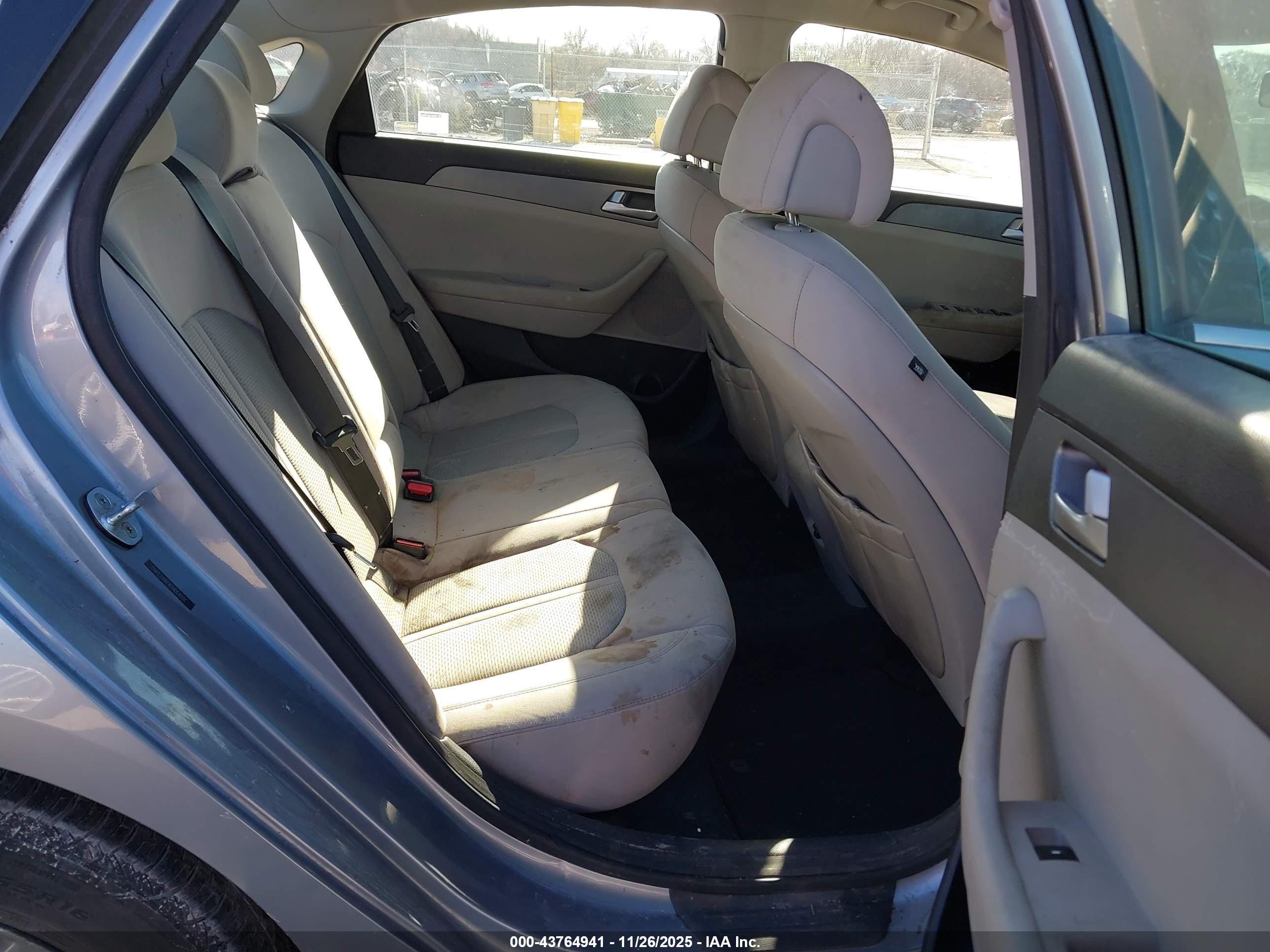 HYUNDAI SONATA image 8